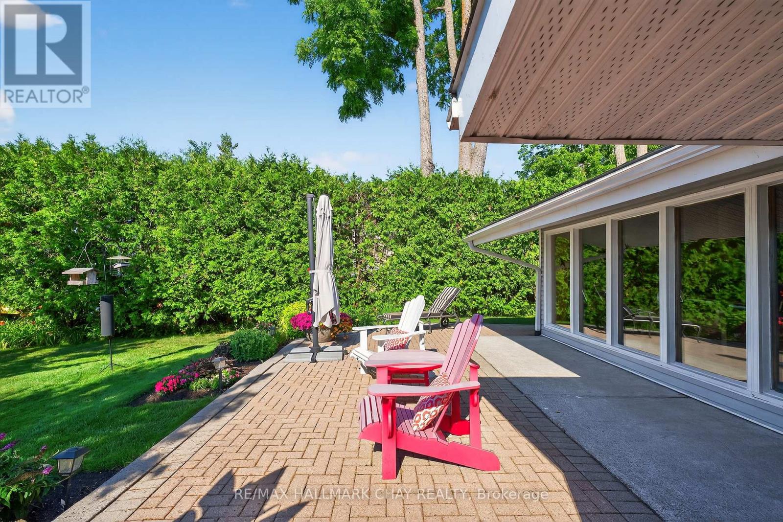 7 Lakeshore Road E, Oro-Medonte, Ontario  L0L 2E0 - Photo 16 - S12307983
