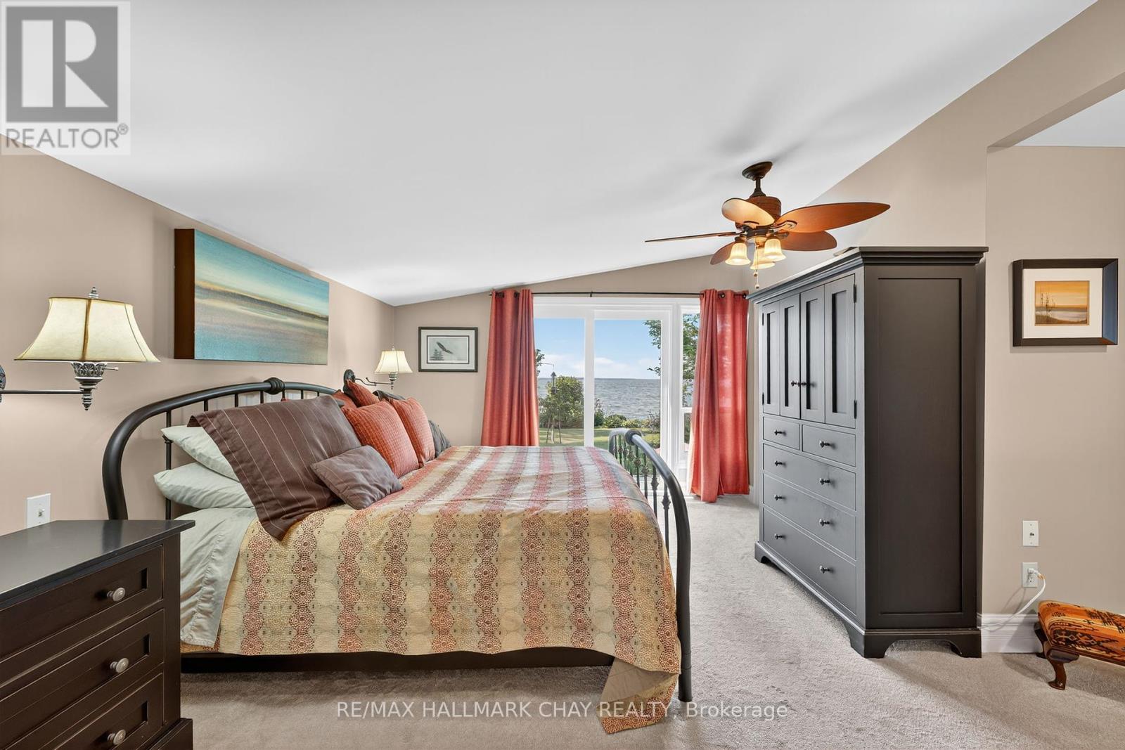 7 Lakeshore Road E, Oro-Medonte, Ontario  L0L 2E0 - Photo 34 - S12307983