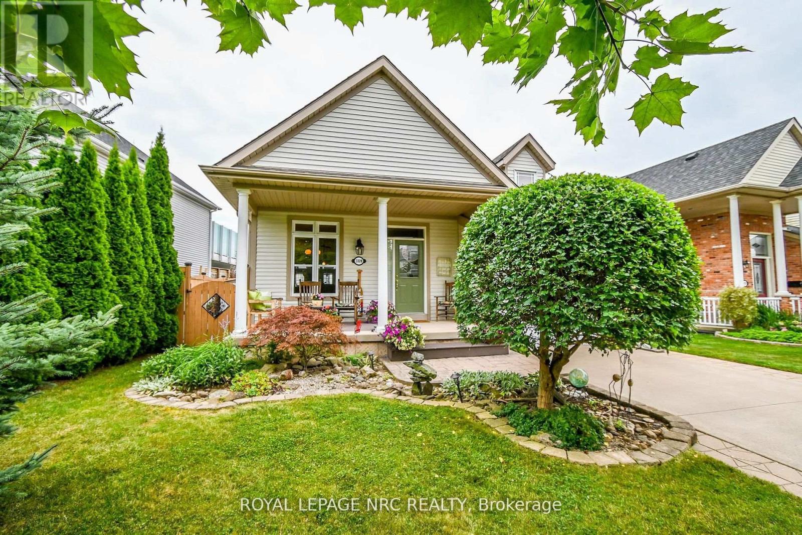 Property at 3328 DUSTAN STREET image 1
