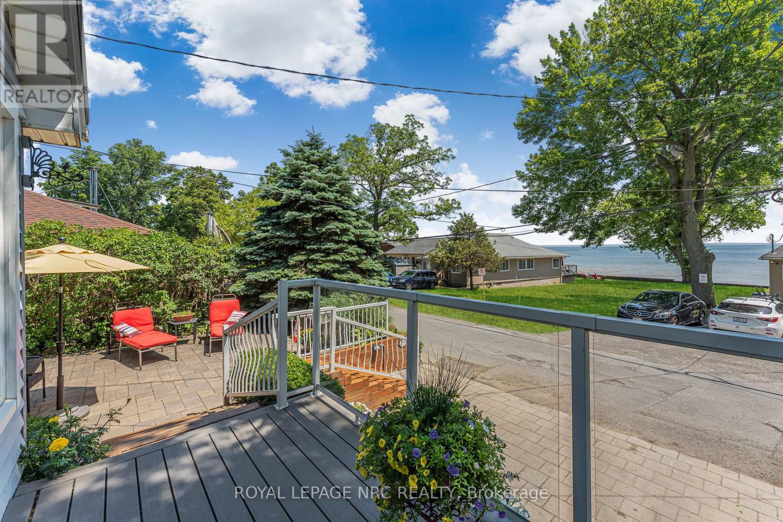 3816 Terrace Lane, Fort Erie, Ontario  L0S 1B0 - Photo 4 - X12308109