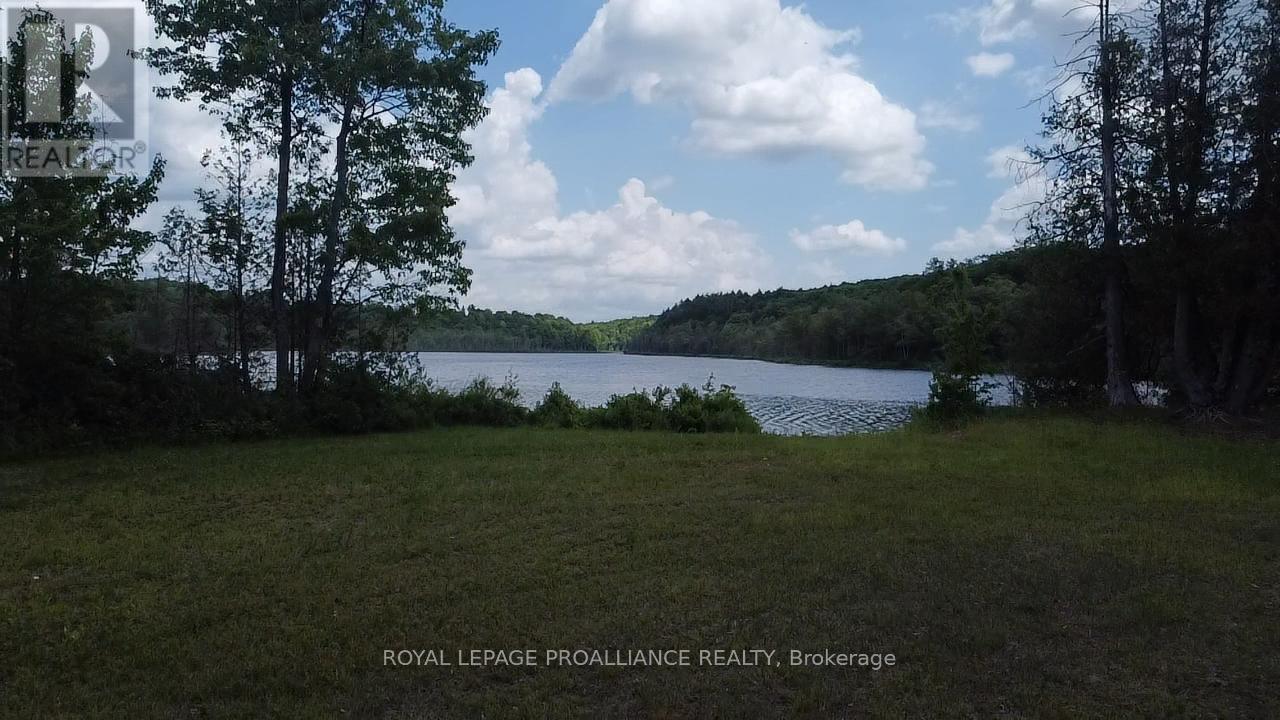 1033 Waterworth Lane, North Frontenac, Ontario K0H 2M0 - Photo 8 - X12308018