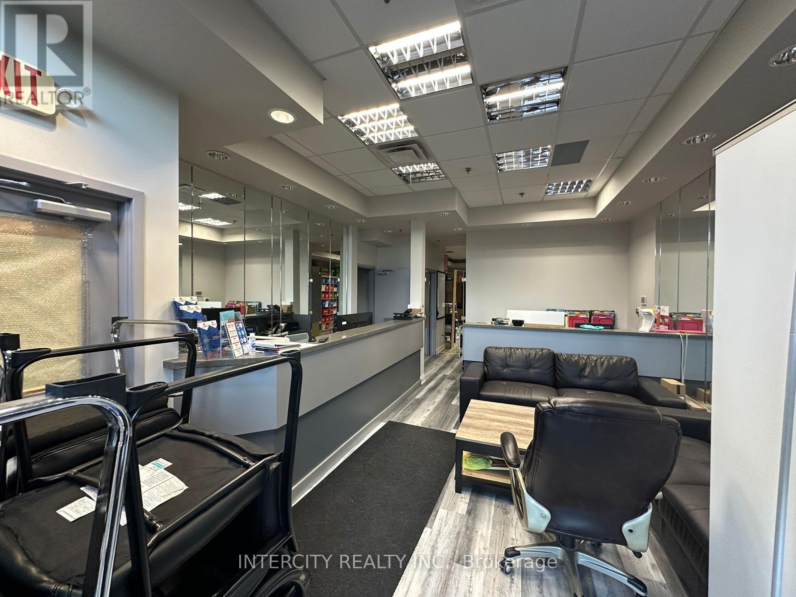 142 - 2960 Drew Road, Mississauga, Ontario  L4T 0A5 - Photo 4 - W12307962