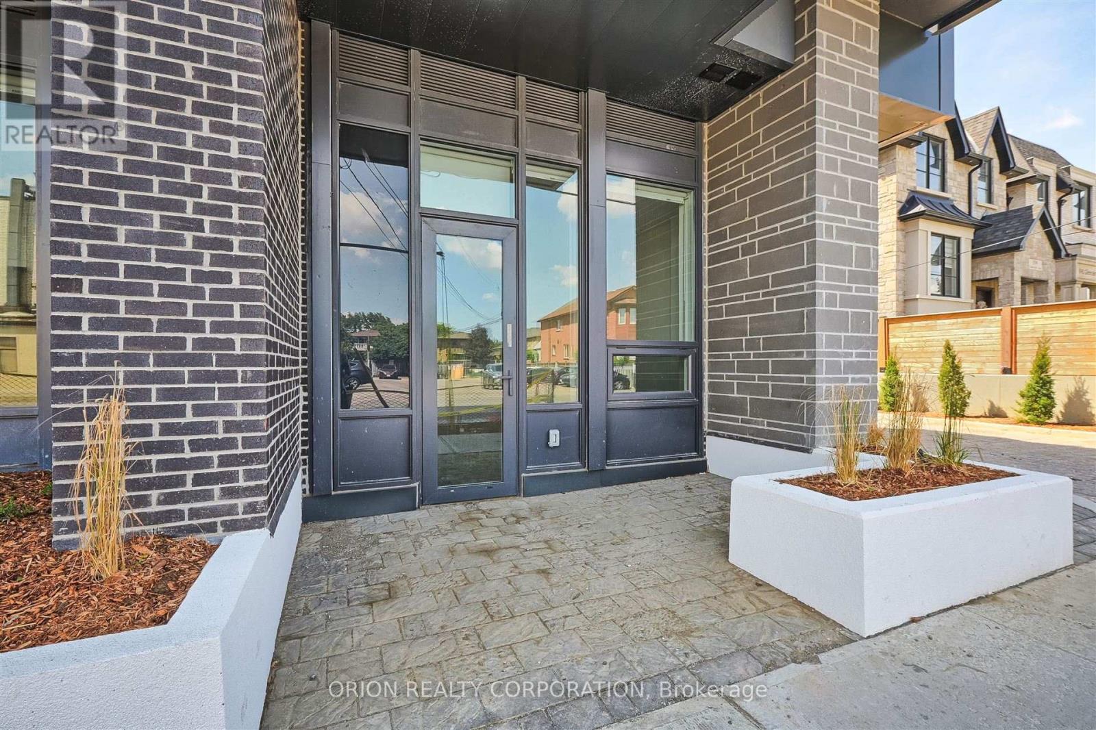 110 - 556 Marlee Avenue, Toronto, Ontario  M6B 0B1 - Photo 23 - W12307994