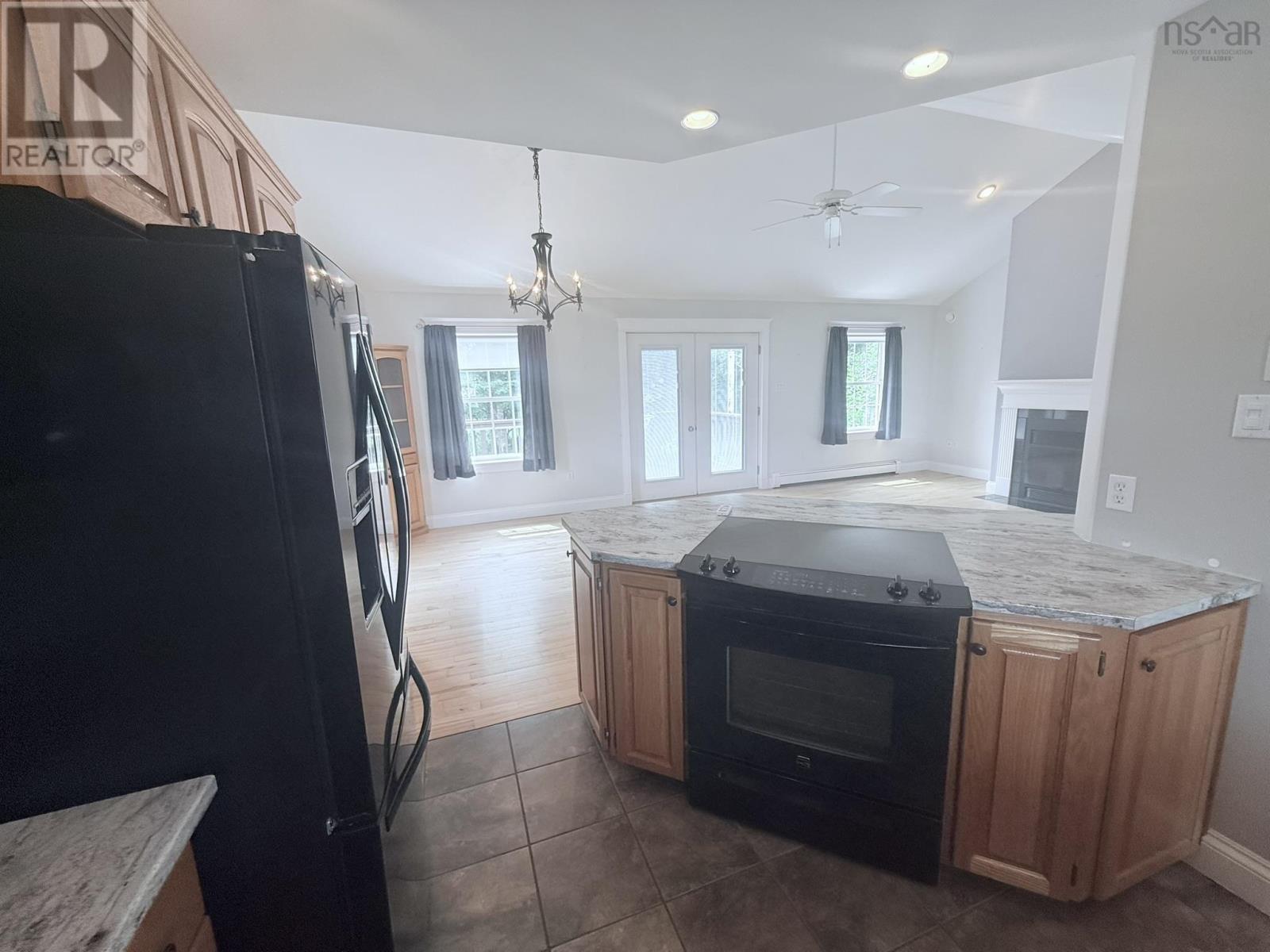 23 Silverwood Drive, Valley, Nova Scotia  B6L 4J1 - Photo 9 - 202518227