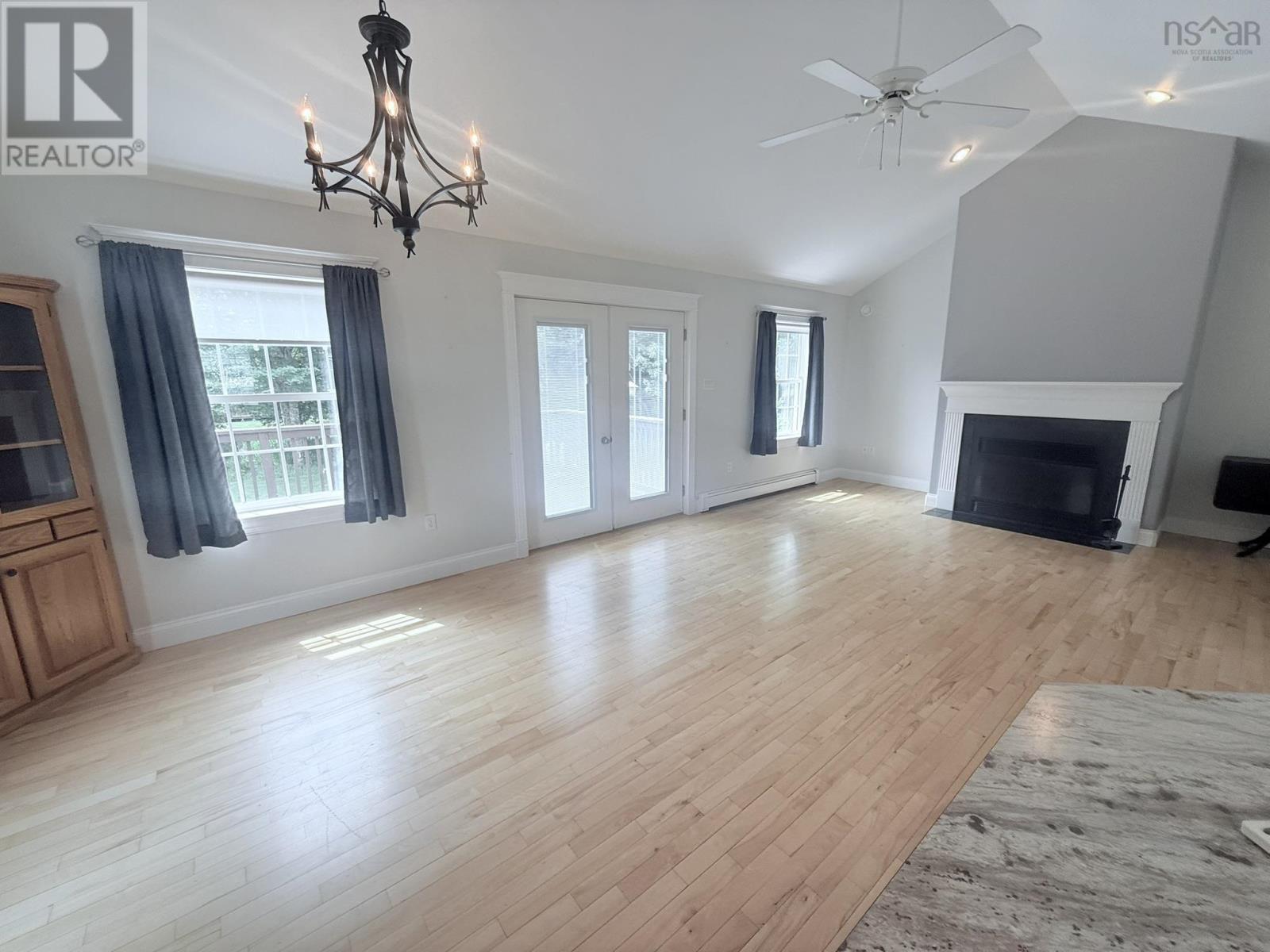 23 Silverwood Drive, Valley, Nova Scotia  B6L 4J1 - Photo 5 - 202518227