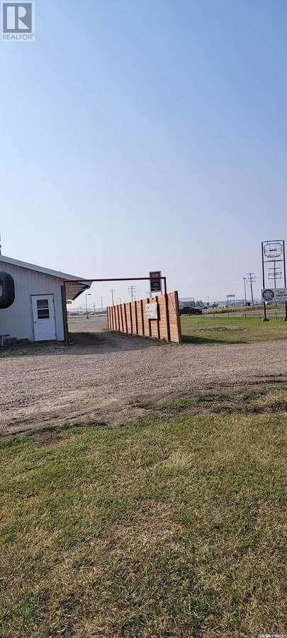 925 5th Avenue W, Shaunavon, Saskatchewan  S0N 2M0 - Photo 10 - SK013808