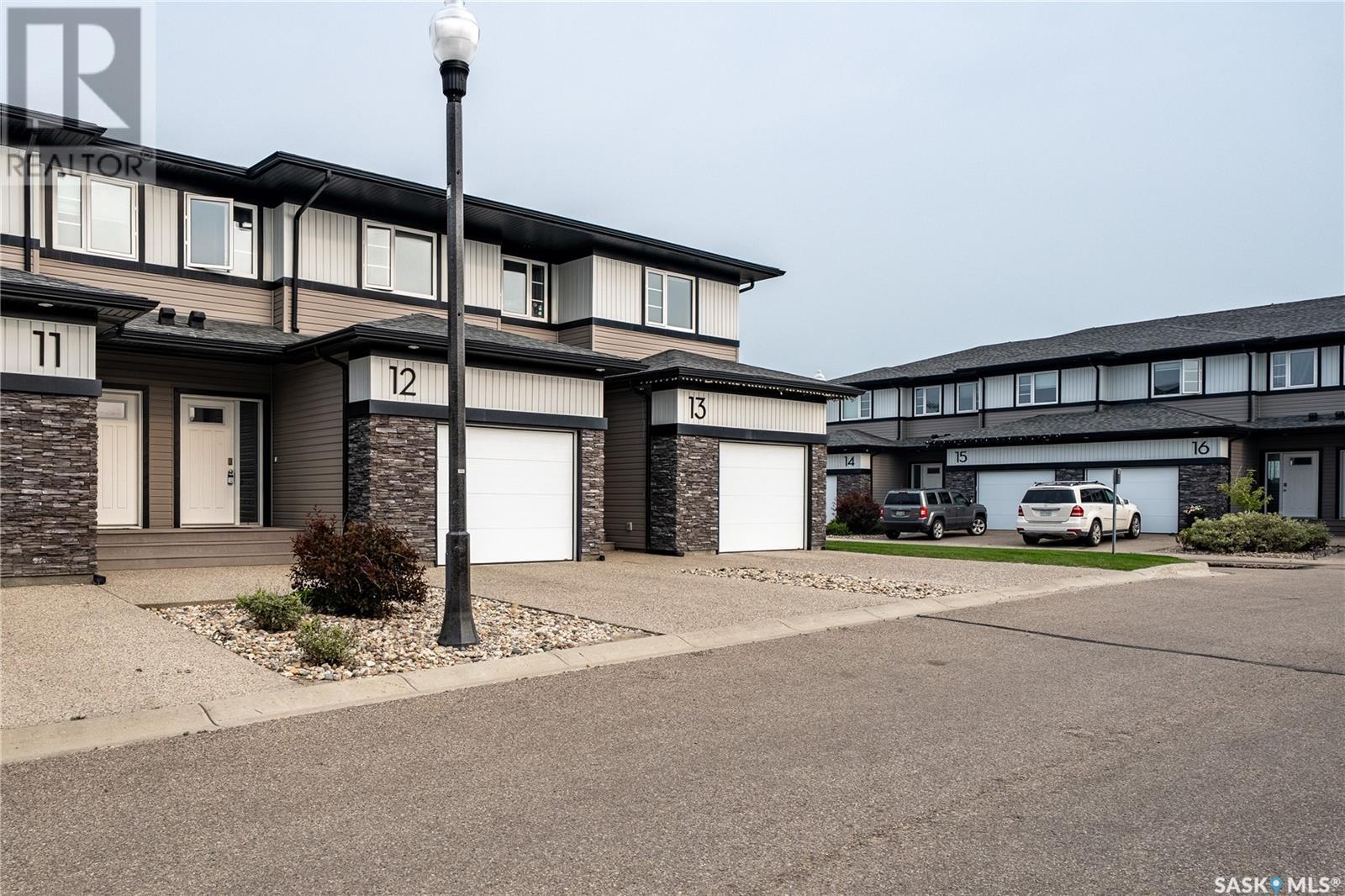 Property at 13 5301 BEACON DRIVE image 3
