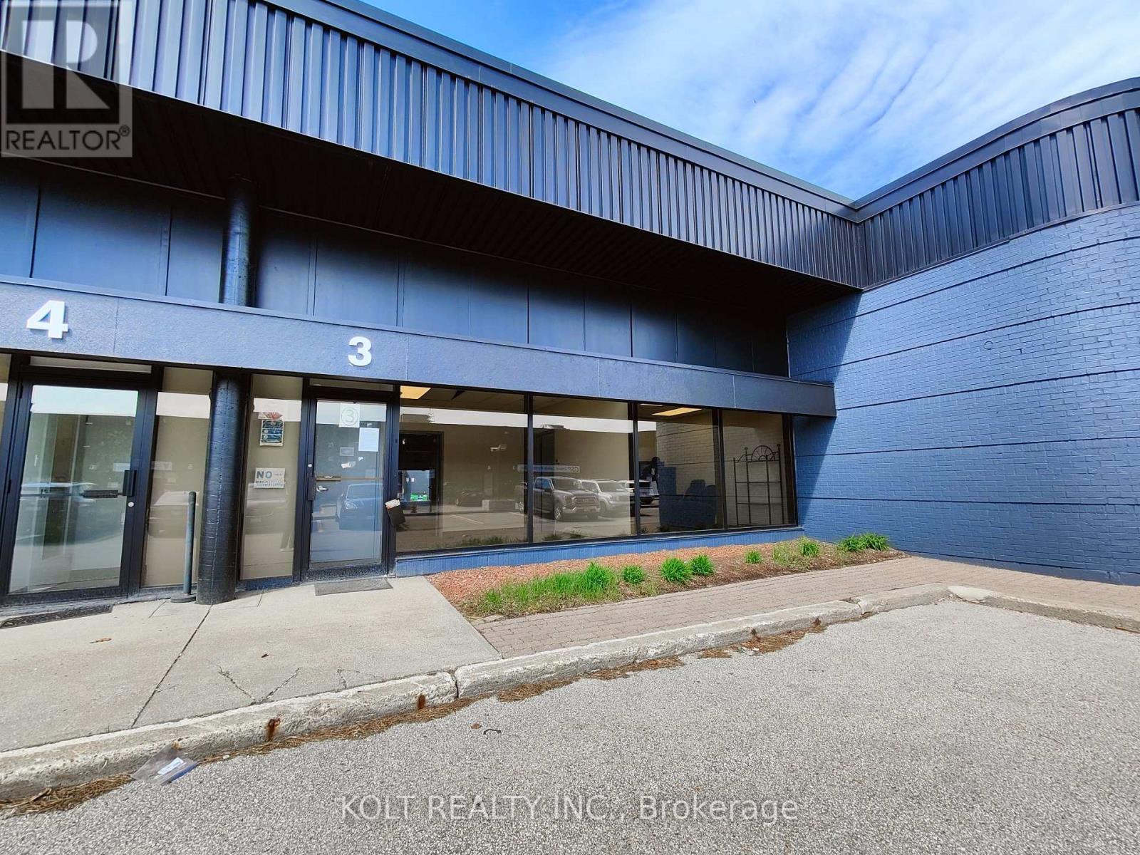 3 - 445 MILNER AVENUE, Toronto, Ontario