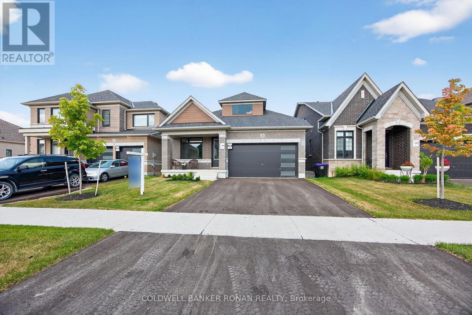 Property at 21 SPARROW WAY image 1