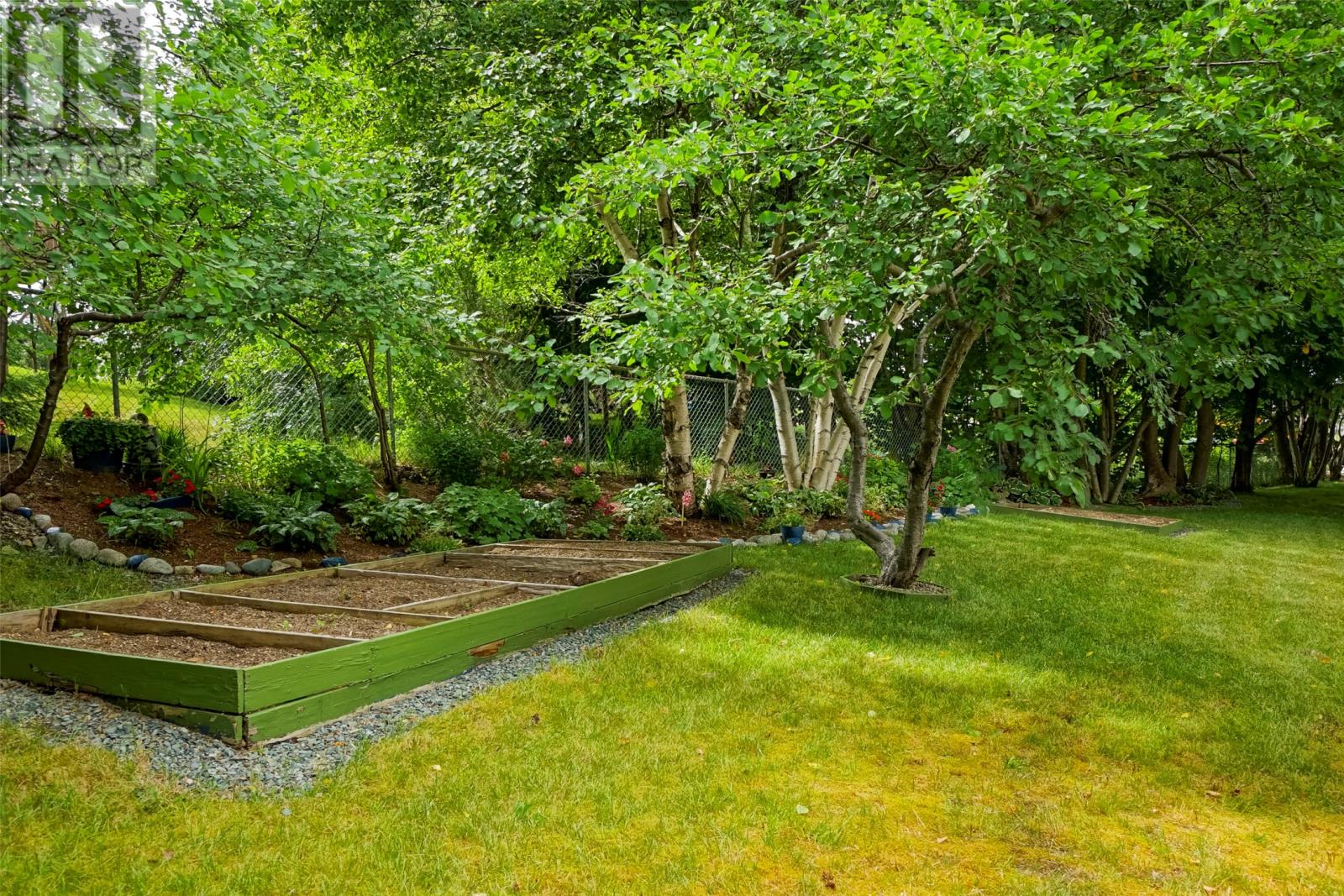 Property at 10 Valleyview Crescent image 5