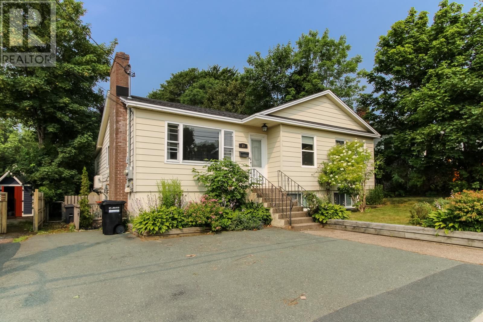 Property at 27 Portugal Cove Road image 2