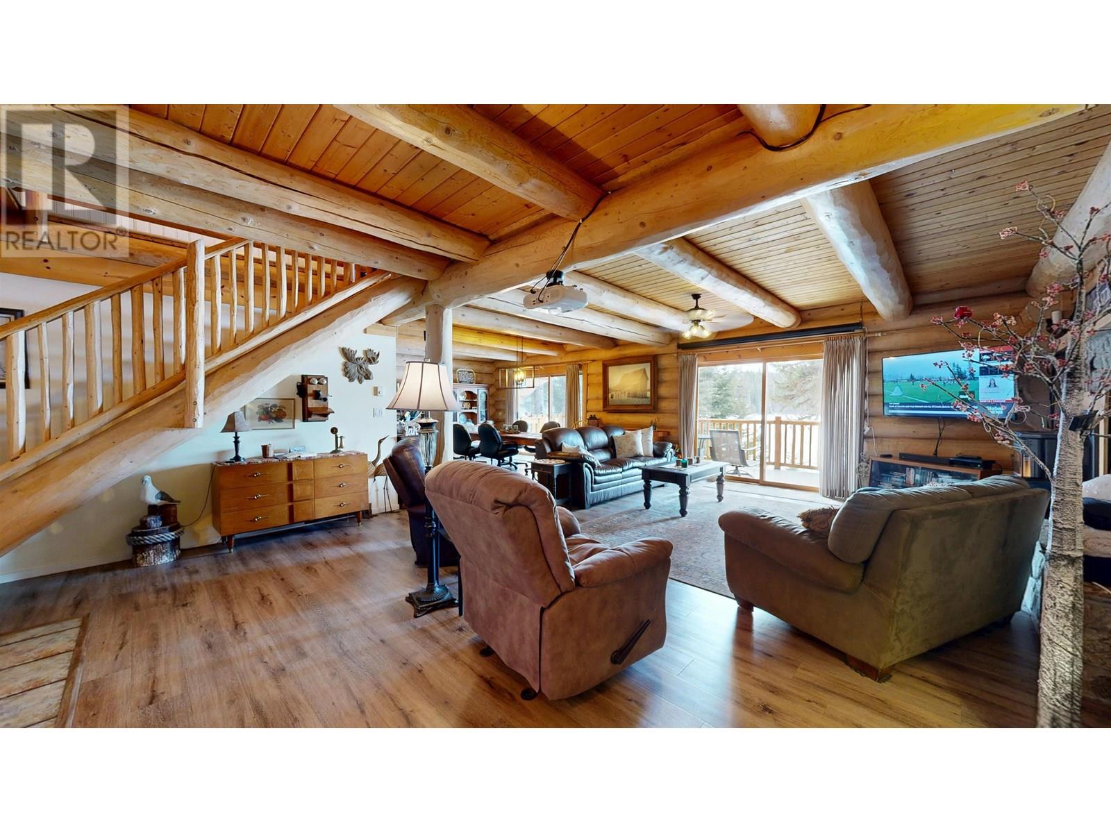 8494 Gerald Crescent, 100 Mile House, British Columbia  V0K 1E0 - Photo 14 - R2978152