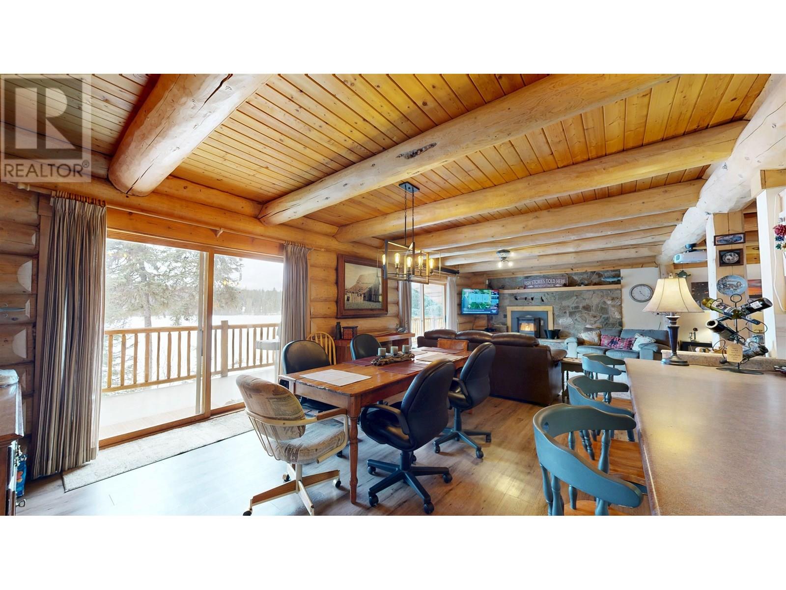 8494 Gerald Crescent, 100 Mile House, British Columbia  V0K 1E0 - Photo 10 - R2978152