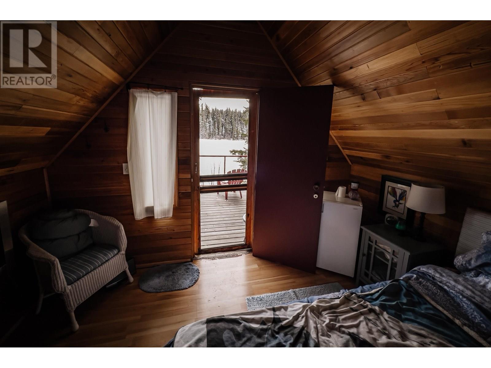 8494 Gerald Crescent, 100 Mile House, British Columbia  V0K 1E0 - Photo 35 - R2978152