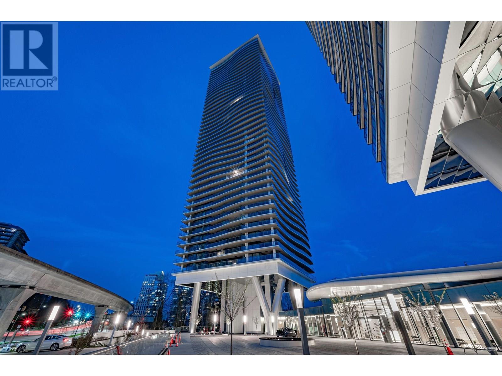 3402 4890 LOUGHEED HIGHWAY, Burnaby, British Columbia