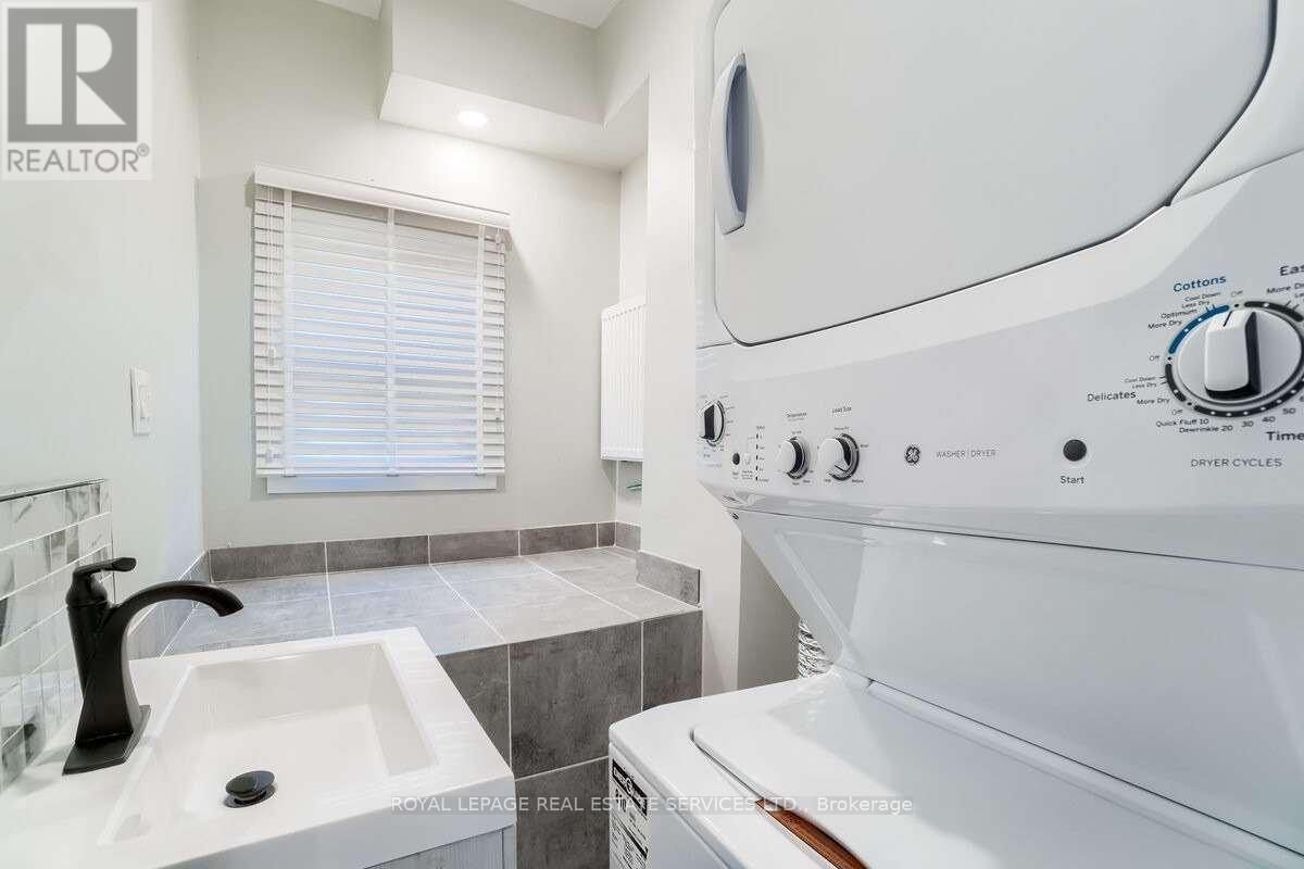 301 - 31 Tyndall Avenue, Toronto, Ontario  M6K 2E9 - Photo 13 - W12308102