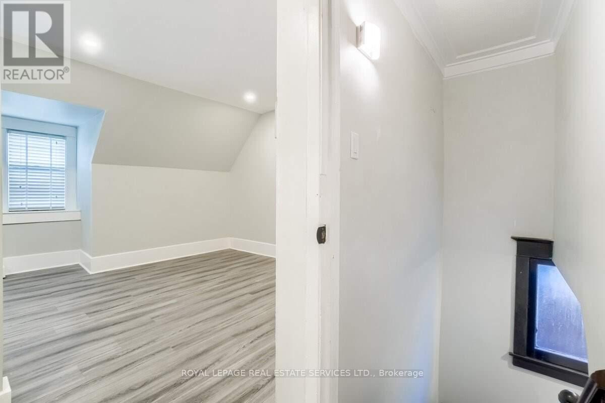 301 - 31 Tyndall Avenue, Toronto, Ontario  M6K 2E9 - Photo 24 - W12308102