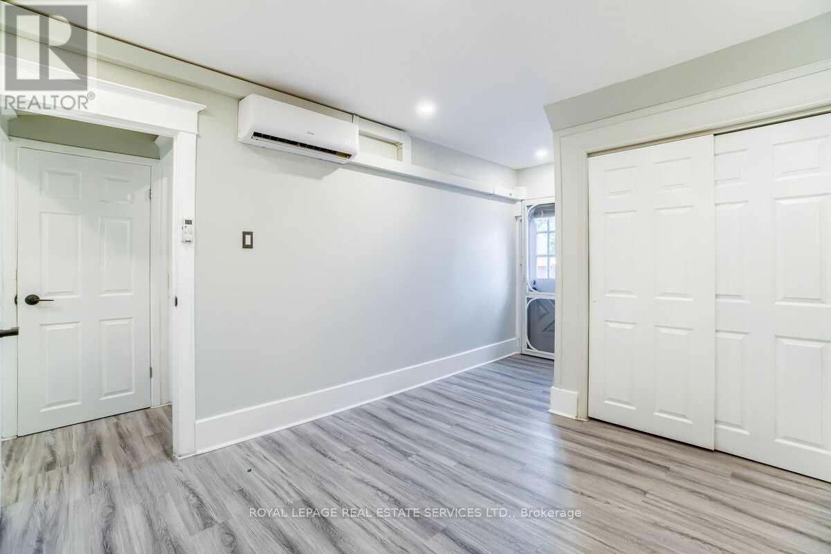 301 - 31 Tyndall Avenue, Toronto, Ontario  M6K 2E9 - Photo 29 - W12308102