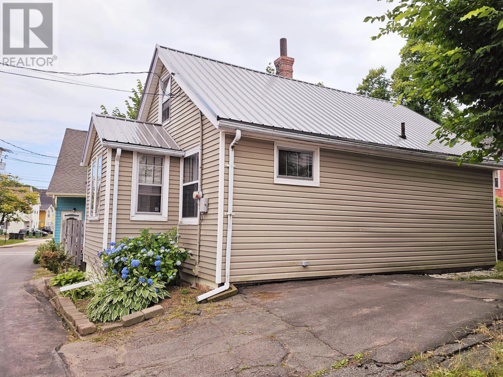 229 Cumberland Street, Charlottetown, Prince Edward Island  C1A 5C8 - Photo 16 - 202518777