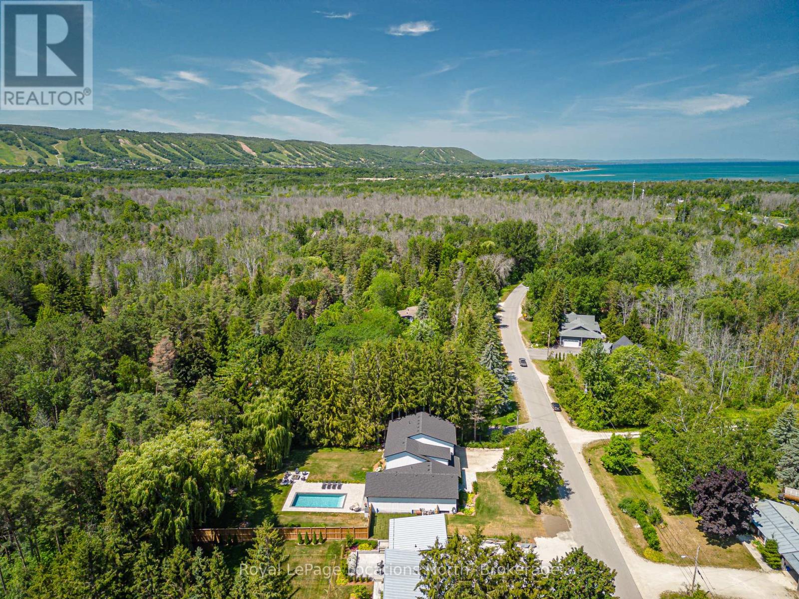 39 Silvercreek Drive, Collingwood, Ontario  L9Y 4W9 - Photo 9 - S12308158