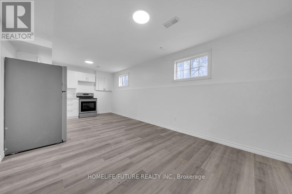 453 Crystal Drive, Peterborough South, Ontario  K9J 8L3 - Photo 21 - X12308027