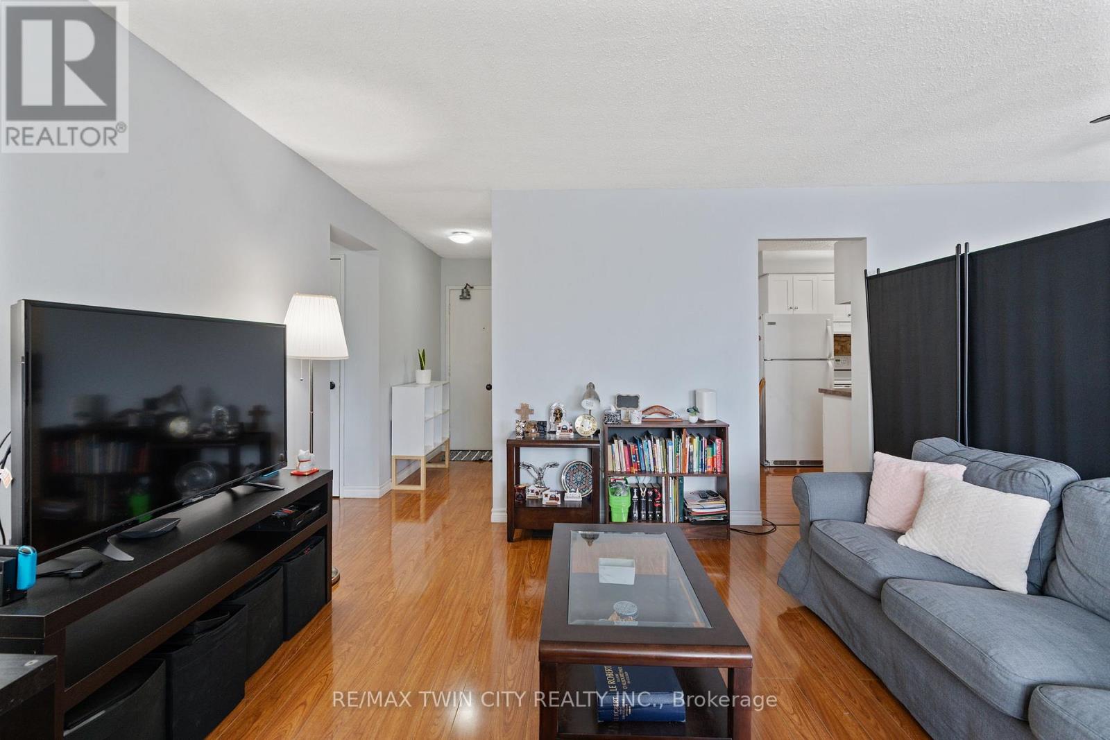611 - 225 Harvard Place Avenue E, Waterloo, Ontario  N2J 4H4 - Photo 16 - X12308088