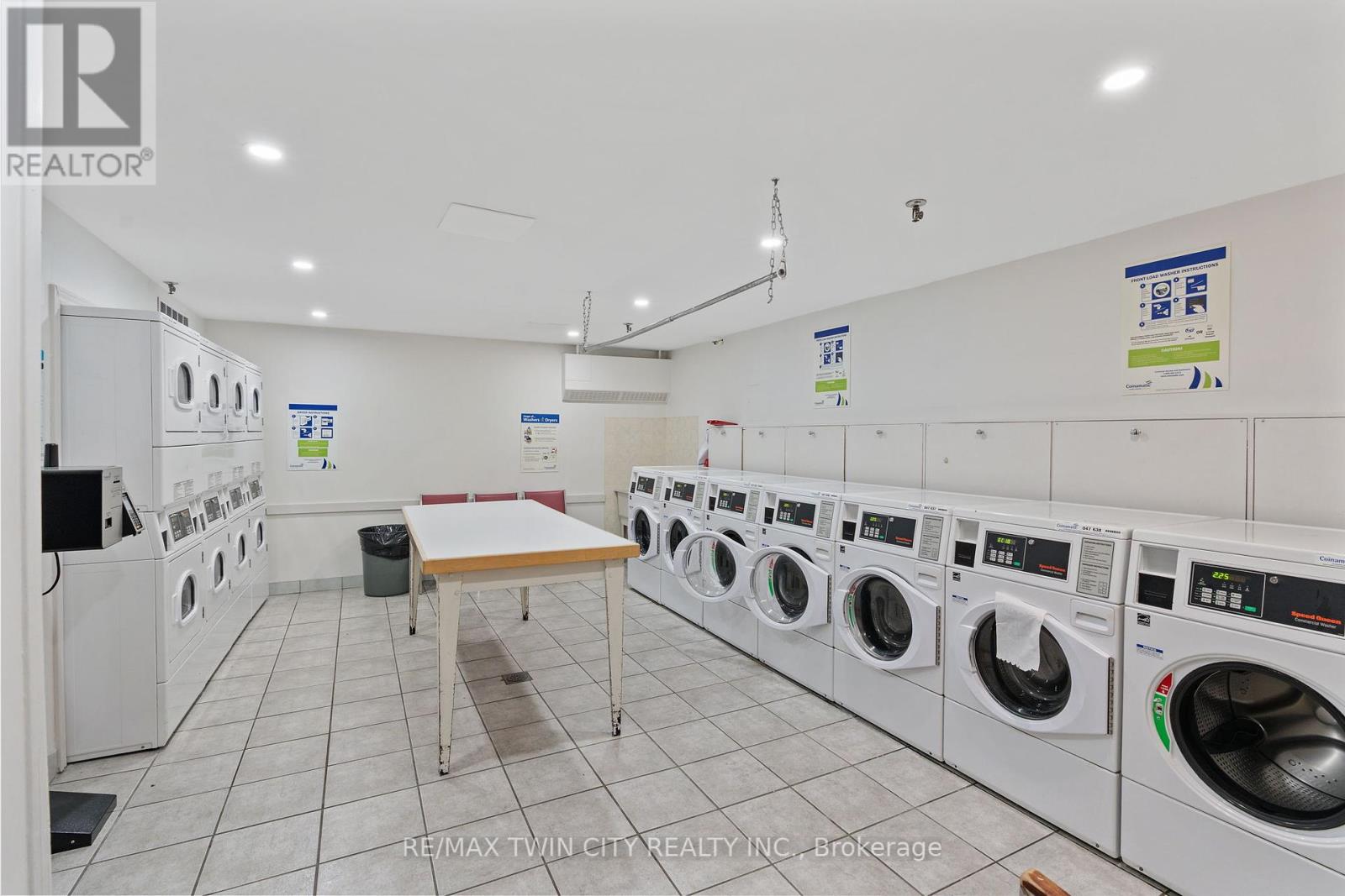611 - 225 Harvard Place Avenue E, Waterloo, Ontario  N2J 4H4 - Photo 38 - X12308088