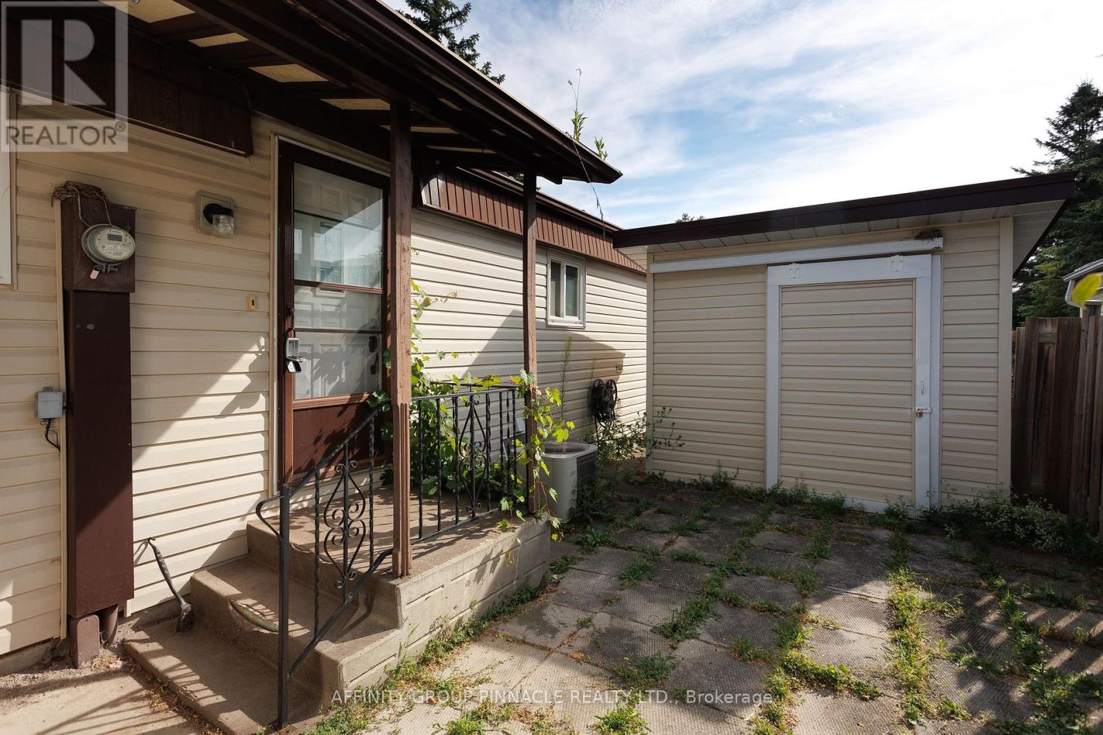15 Circle Drive, Kawartha Lakes, Ontario  K9V 0H7 - Photo 34 - X12308174