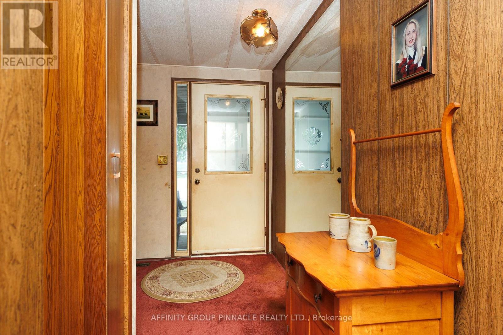 15 Circle Drive, Kawartha Lakes, Ontario  K9V 0H7 - Photo 20 - X12308174
