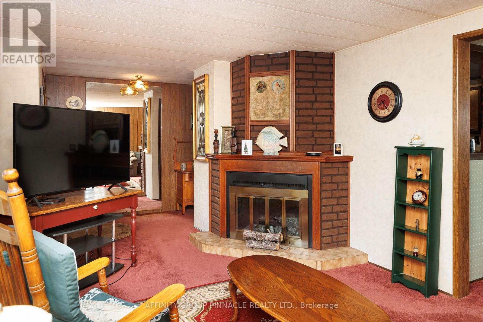 15 Circle Drive, Kawartha Lakes, Ontario  K9V 0H7 - Photo 17 - X12308174