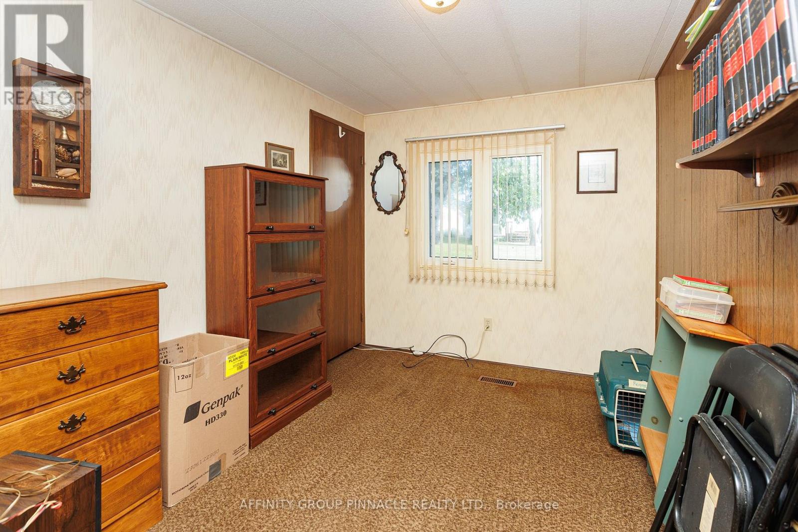 15 Circle Drive, Kawartha Lakes, Ontario  K9V 0H7 - Photo 22 - X12308174