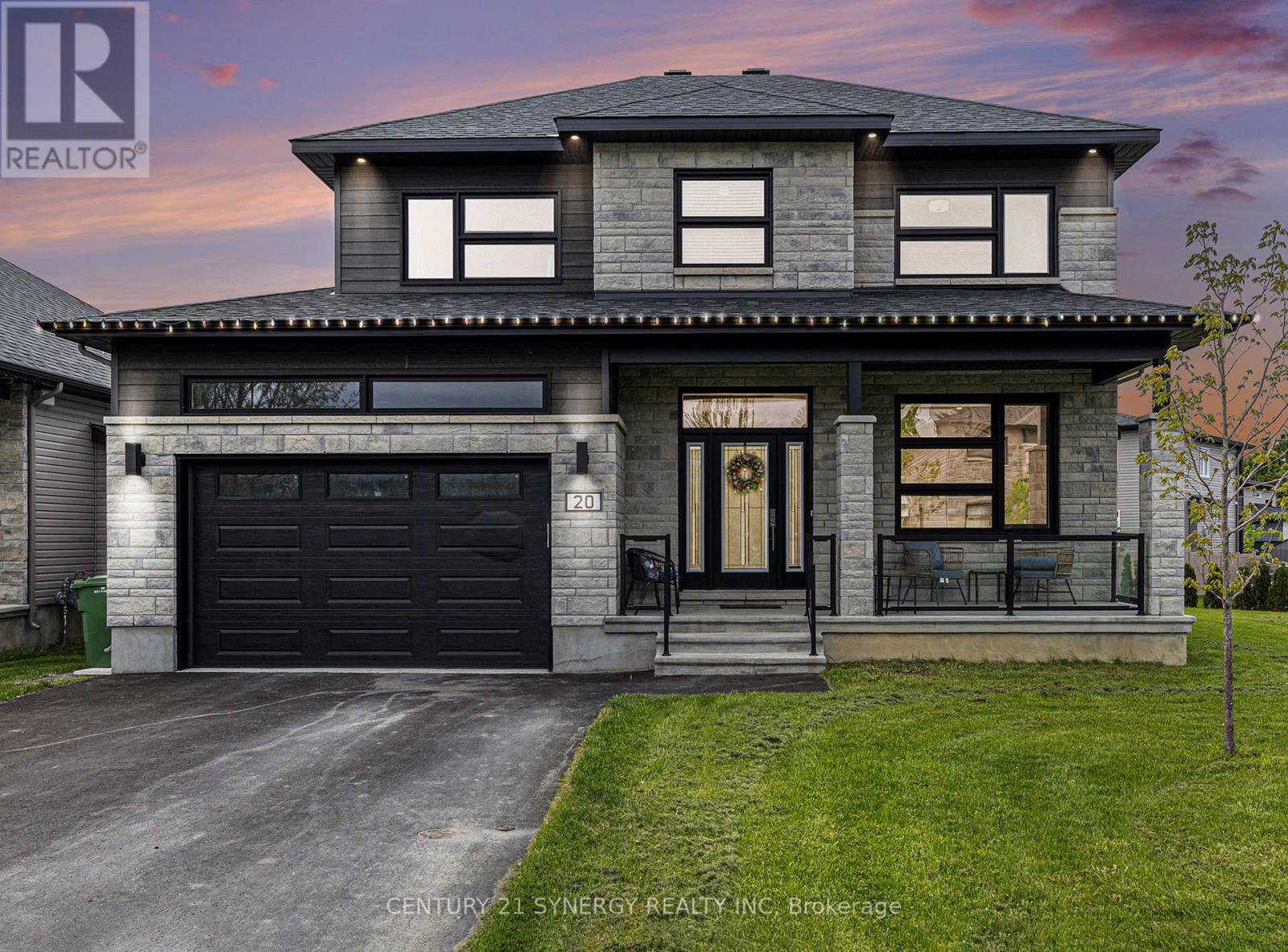 20 PLEASANT STREET, North Stormont, Ontario