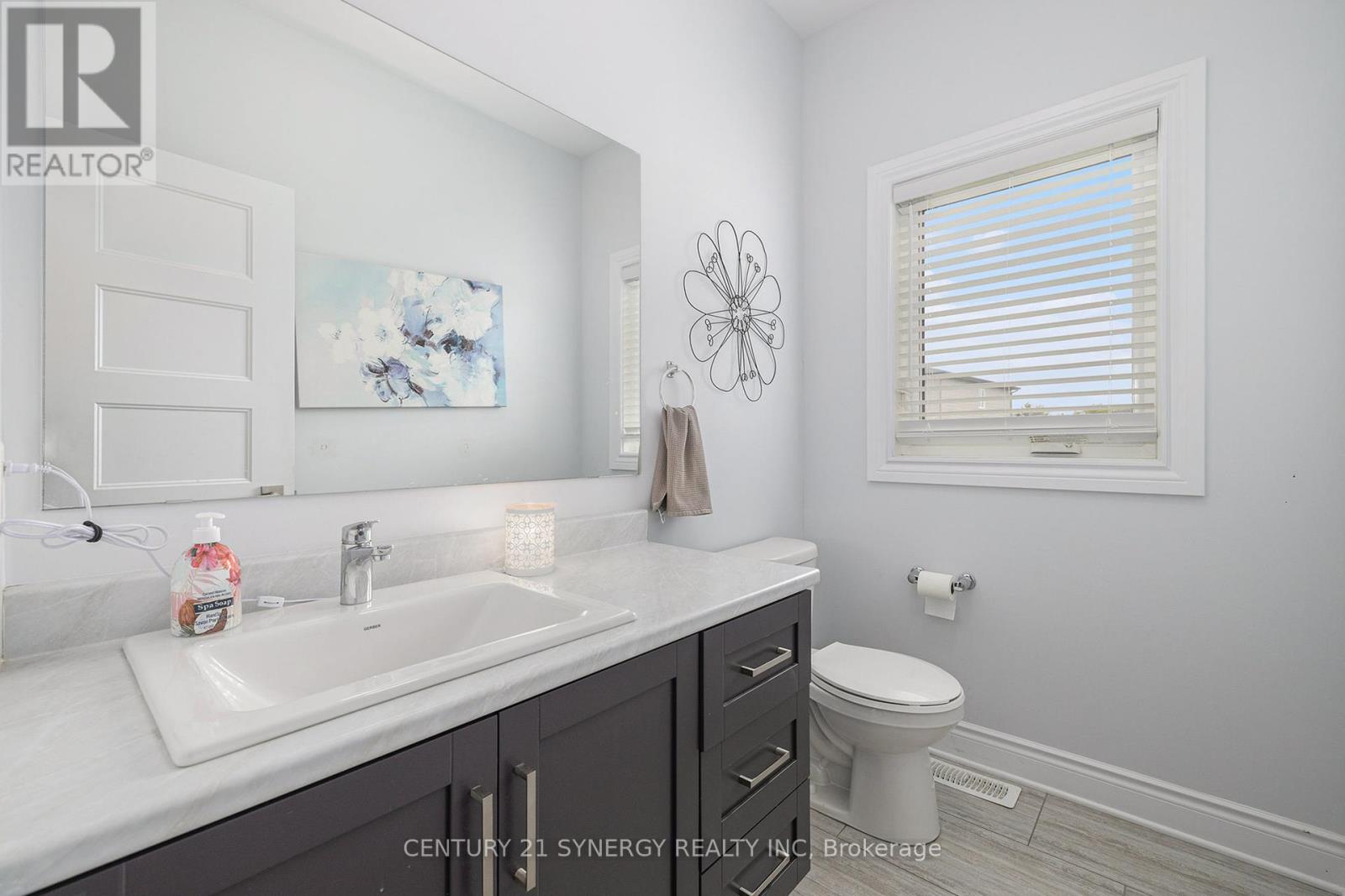 20 Pleasant Street, North Stormont, Ontario  K0A 1R0 - Photo 15 - X12308155