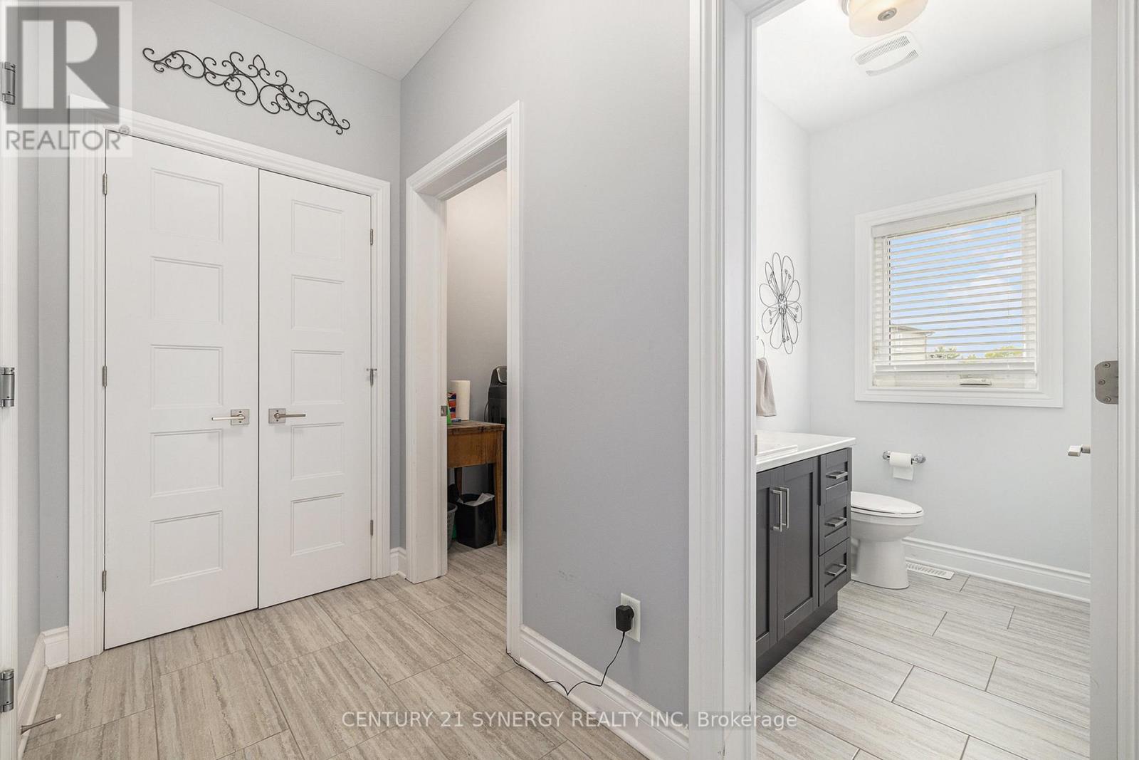 20 Pleasant Street, North Stormont, Ontario  K0A 1R0 - Photo 14 - X12308155