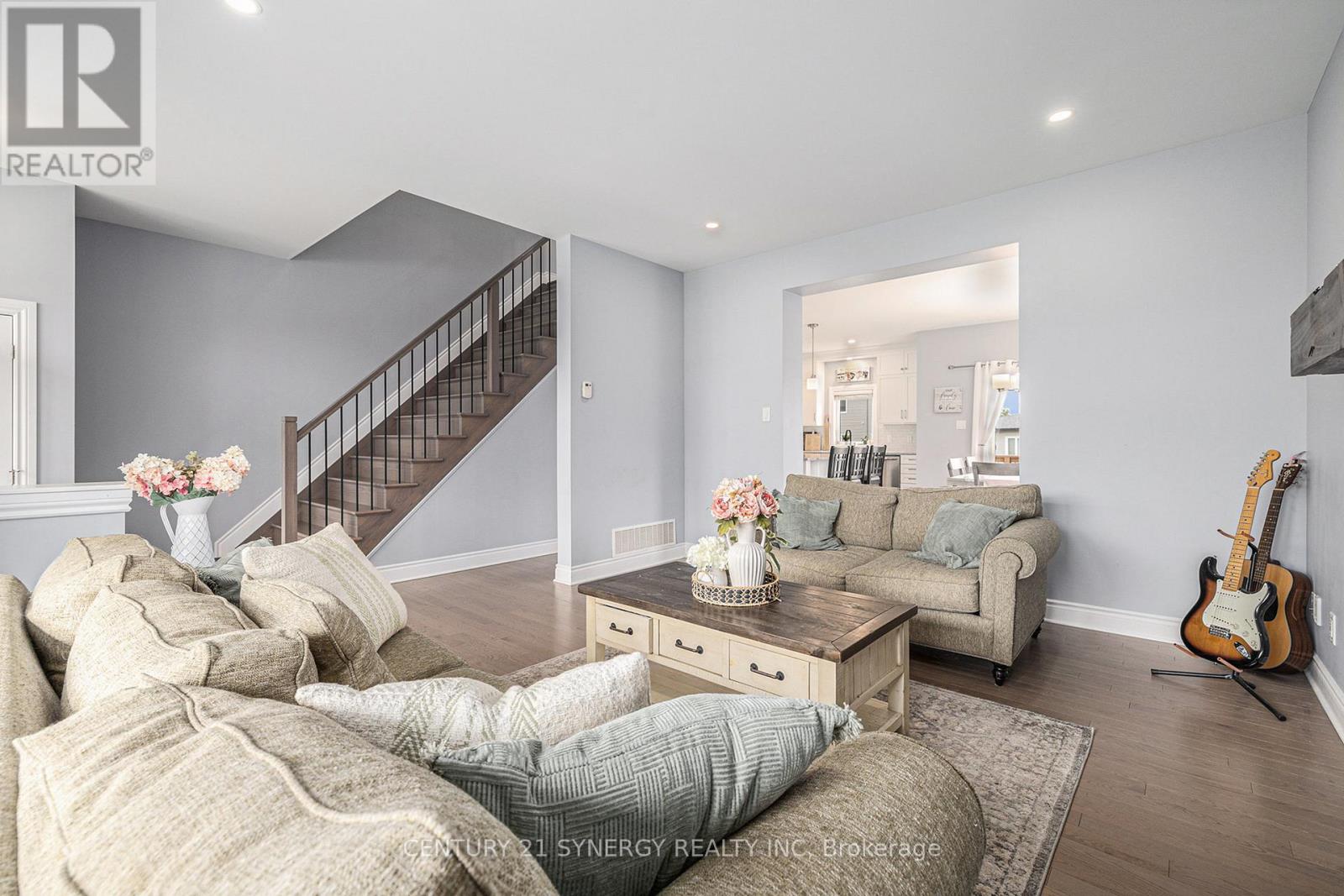 20 Pleasant Street, North Stormont, Ontario  K0A 1R0 - Photo 6 - X12308155
