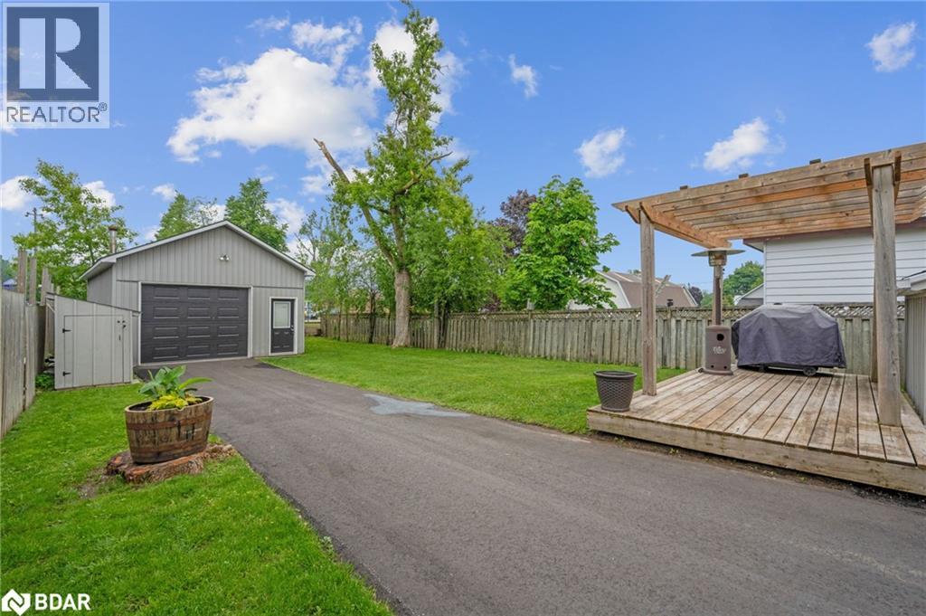 208 Elmer Park, Orillia, Ontario  L3V 2T1 - Photo 30 - 40739045
