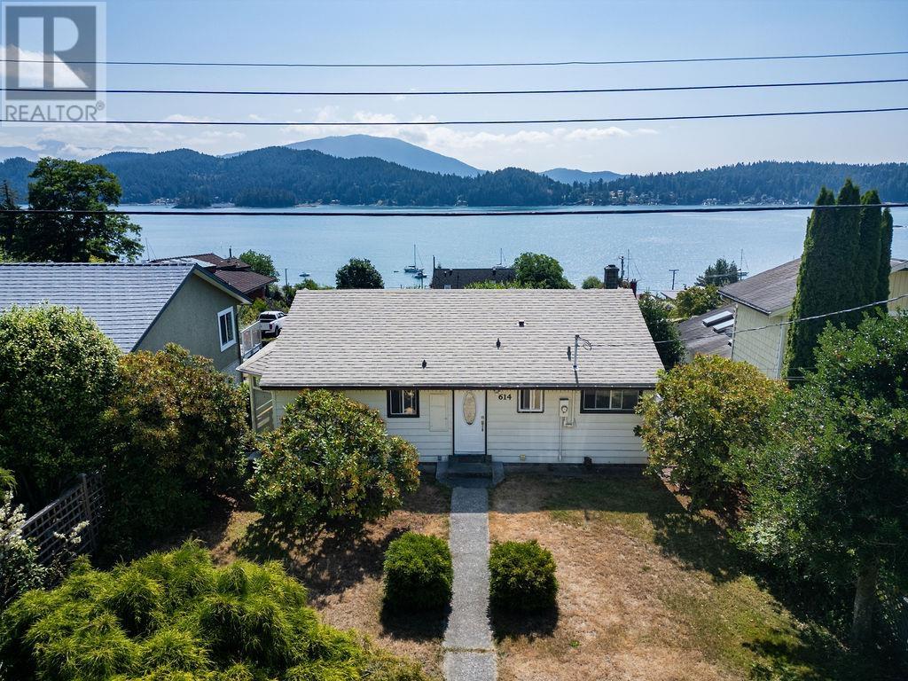 Property at 614 GLEN ROAD image 3