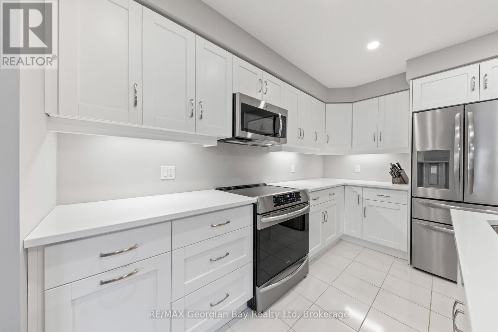 964 Wright Drive, Midland, Ontario  L4R 0E3 - Photo 7 - S12308185