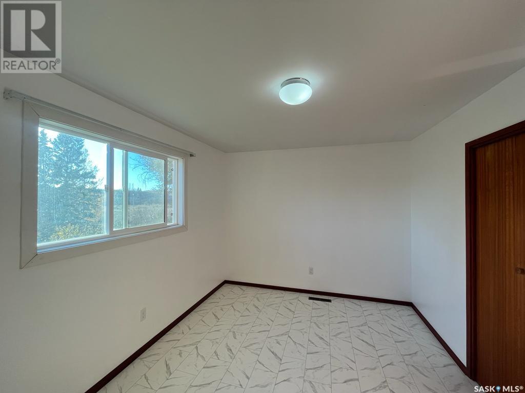 415 1st Avenue, Turtleford, Saskatchewan  S0M 2Y0 - Photo 11 - SK013802