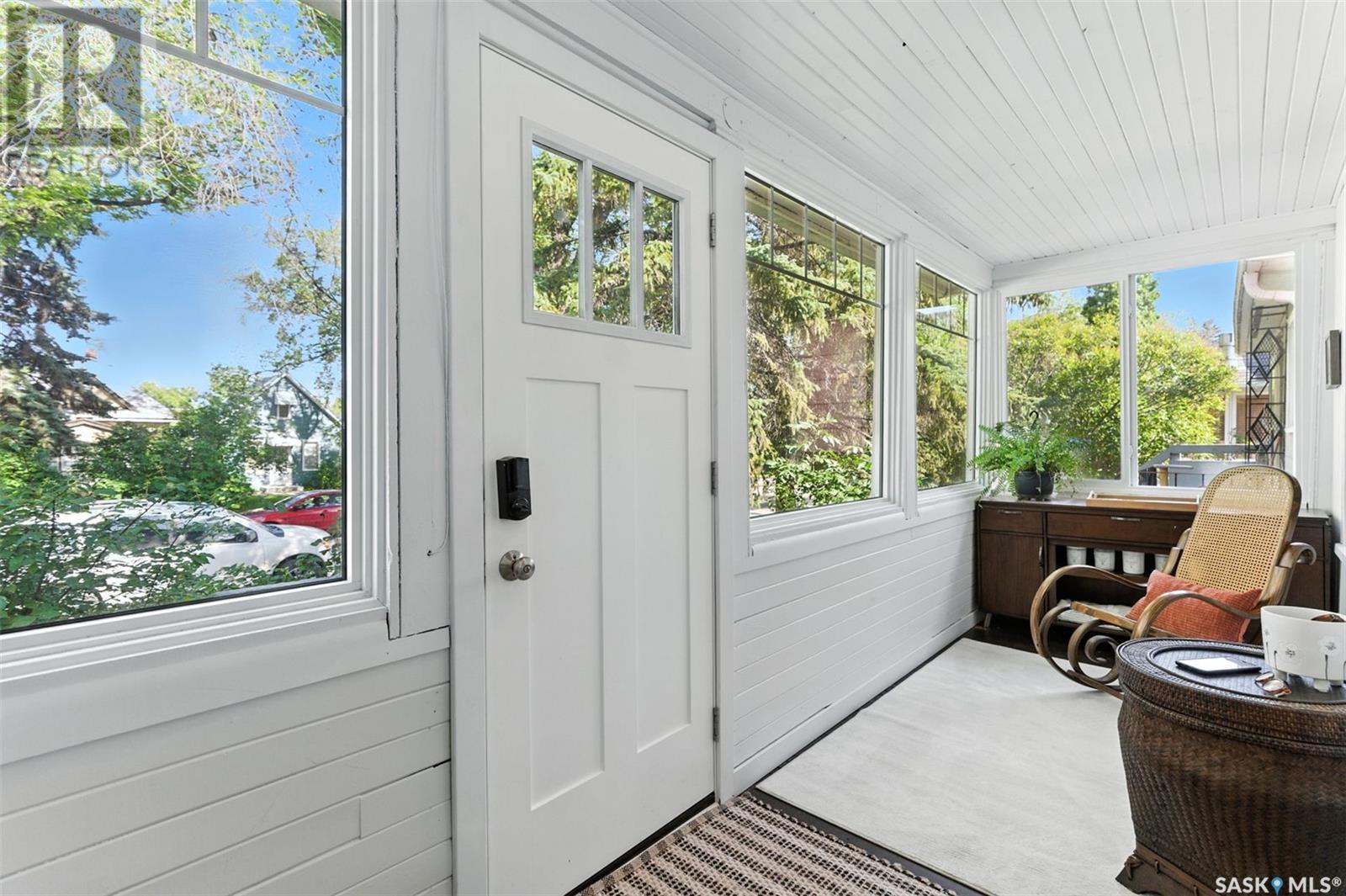 Property at 923 I AVENUE S image 2