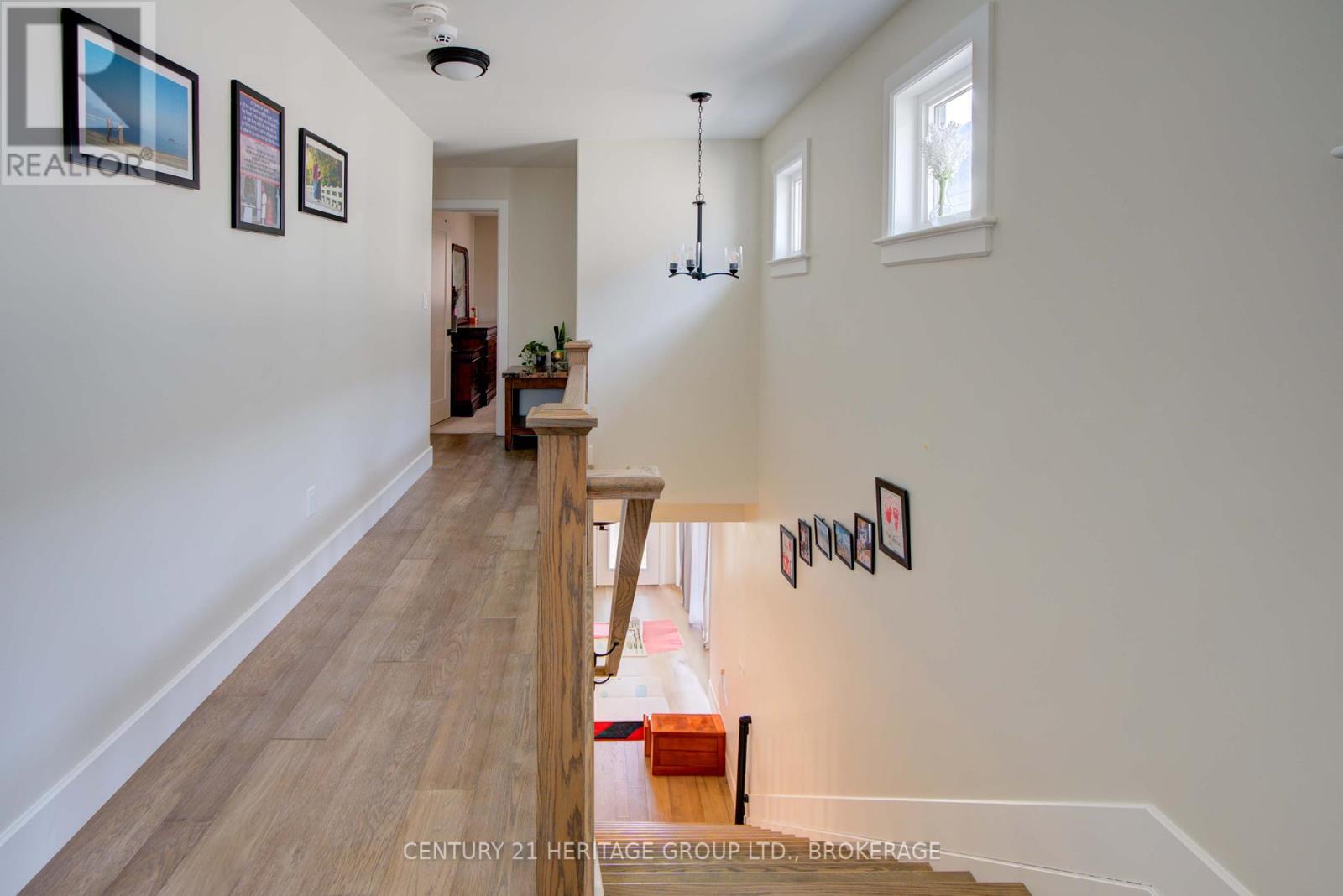 28 Dusenbury Drive, Loyalist, Ontario  K0H 2H0 - Photo 26 - X12308183