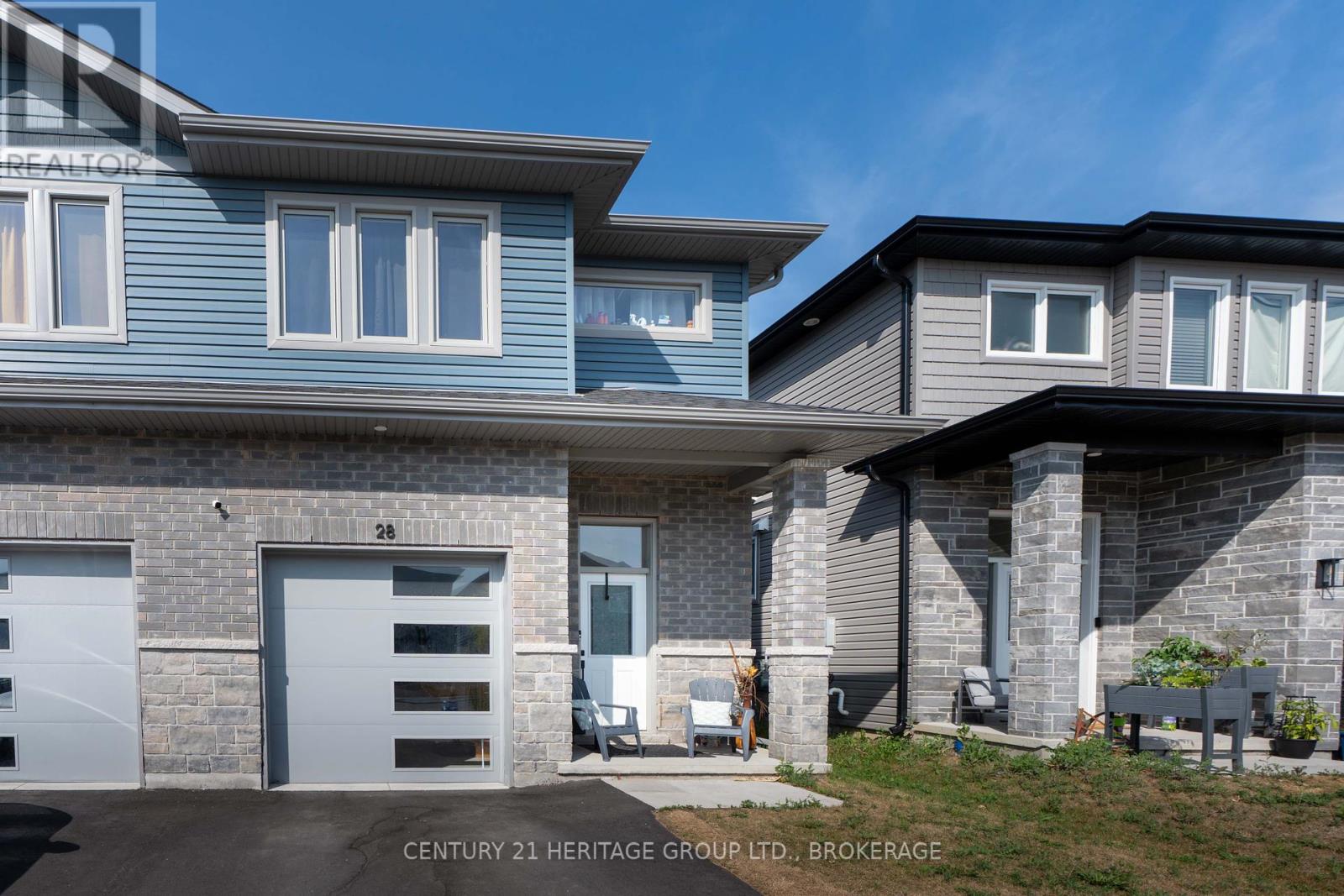 28 Dusenbury Drive, Loyalist, Ontario  K0H 2H0 - Photo 6 - X12308183
