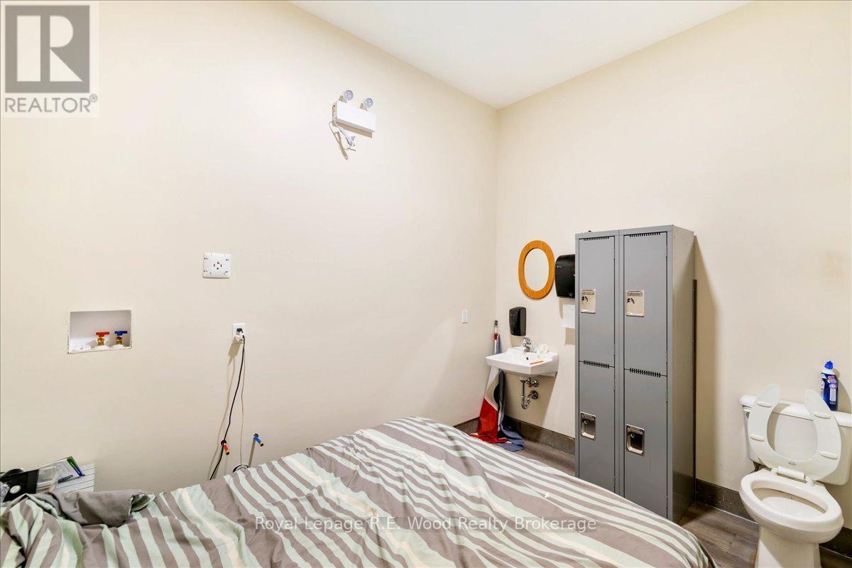 383731 Salford Road, South-West Oxford, Ontario  N0J 1W0 - Photo 14 - X12308219