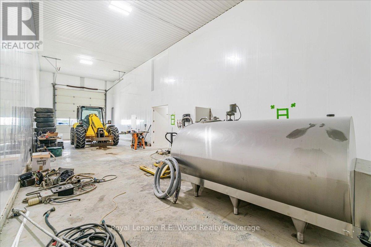 383731 Salford Road, South-West Oxford, Ontario  N0J 1W0 - Photo 17 - X12308219