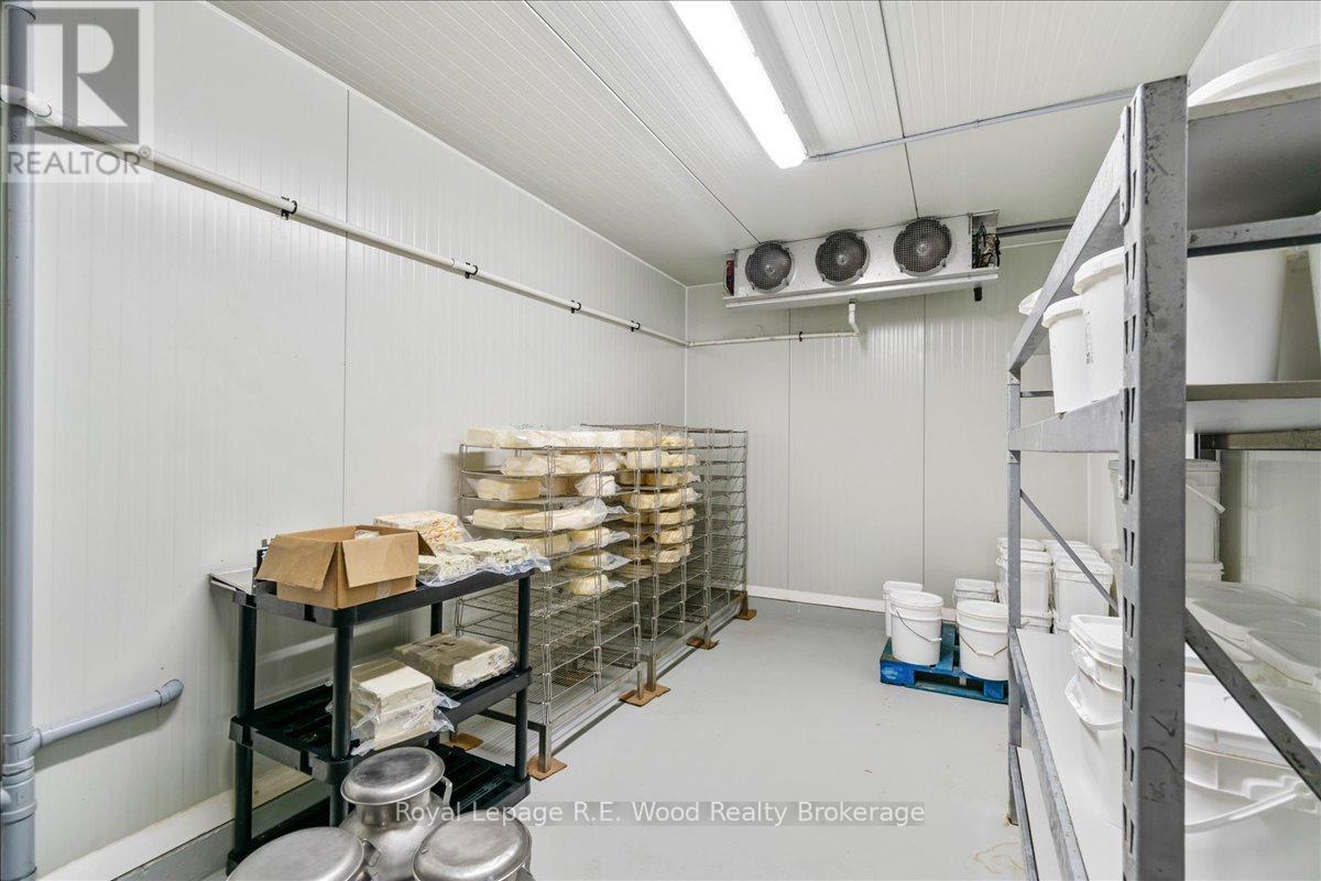 383731 Salford Road, South-West Oxford, Ontario  N0J 1W0 - Photo 25 - X12308219