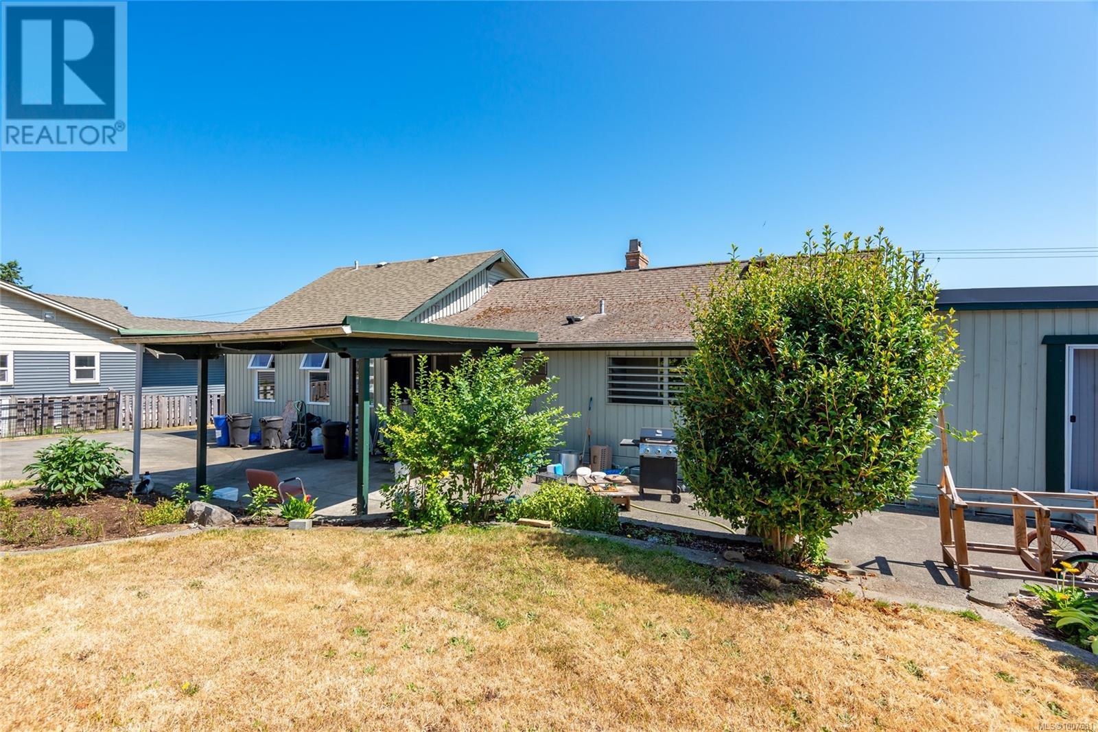 2890 Island Hwy S, Campbell River, British Columbia  V9W 1C8 - Photo 31 - 1007681