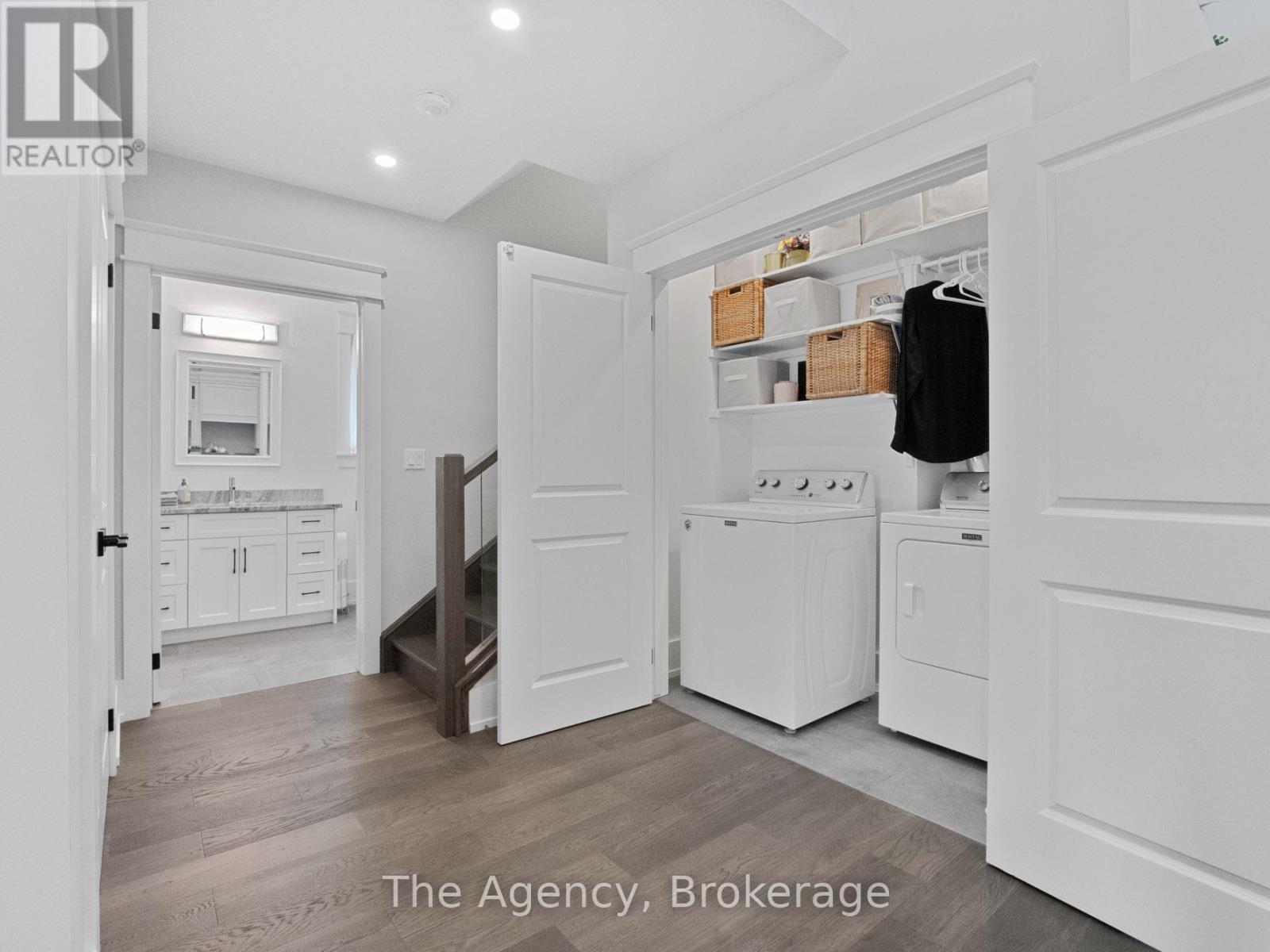 40 Topham Boulevard, Welland, Ontario  L3C 3G2 - Photo 11 - X12308264