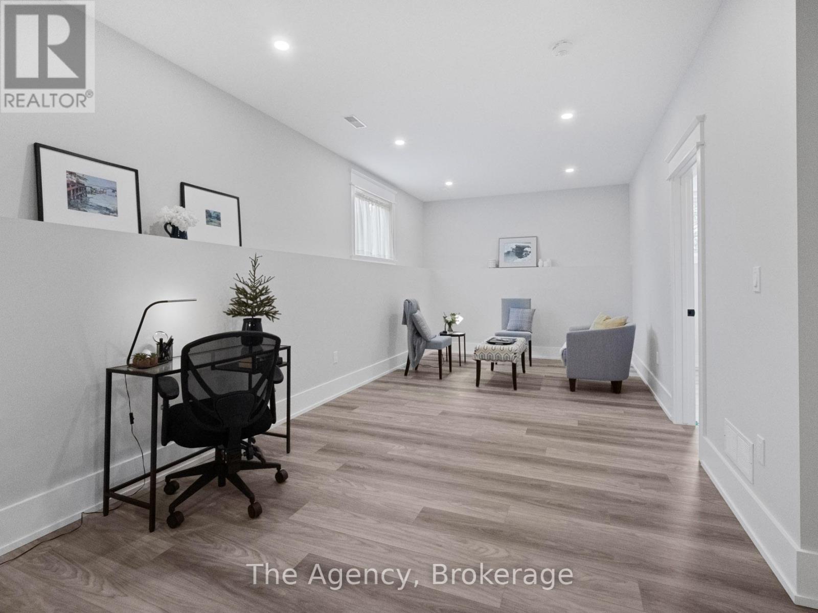 40 Topham Boulevard, Welland, Ontario  L3C 3G2 - Photo 25 - X12308264