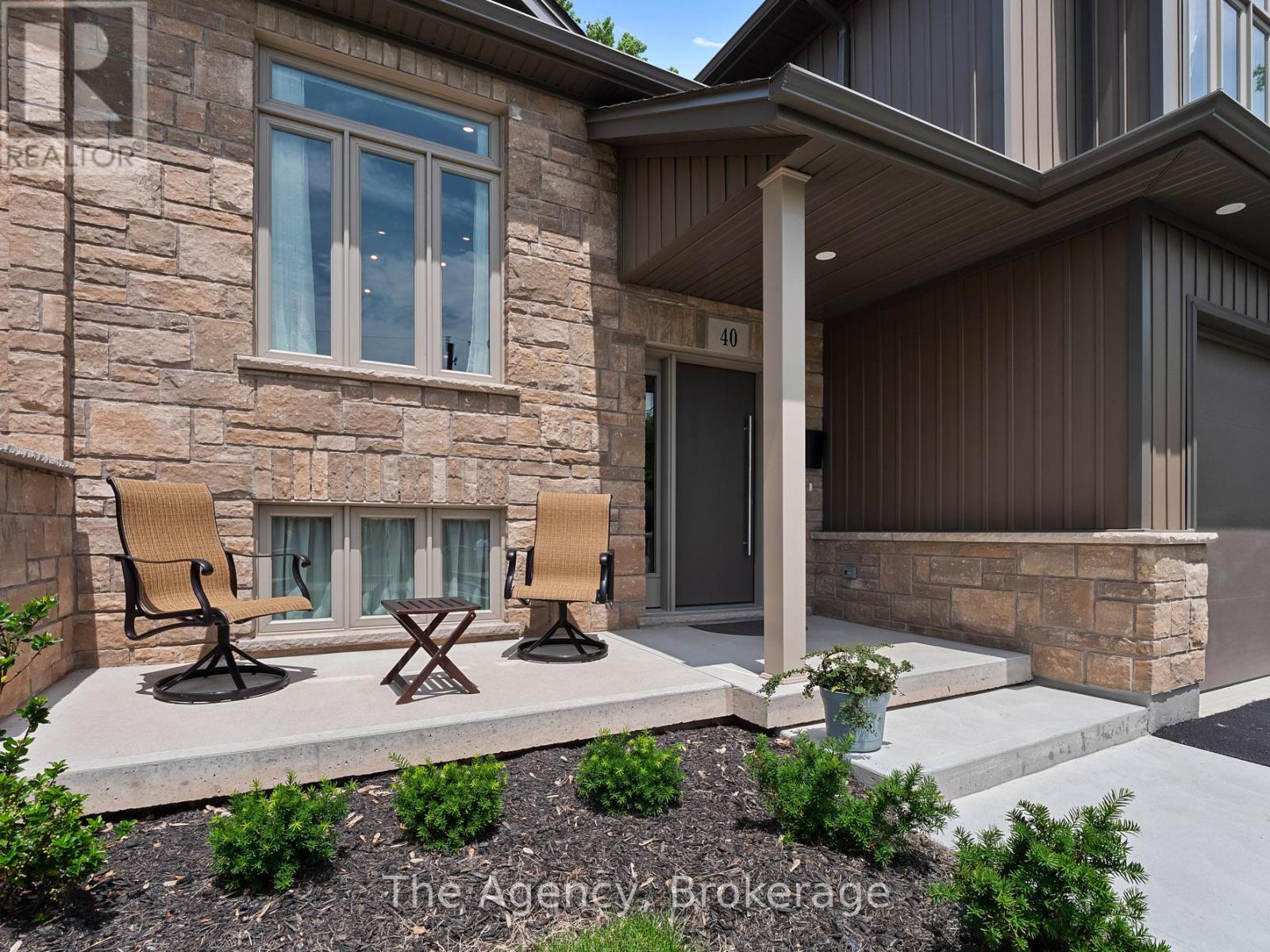 40 Topham Boulevard, Welland, Ontario  L3C 3G2 - Photo 34 - X12308264