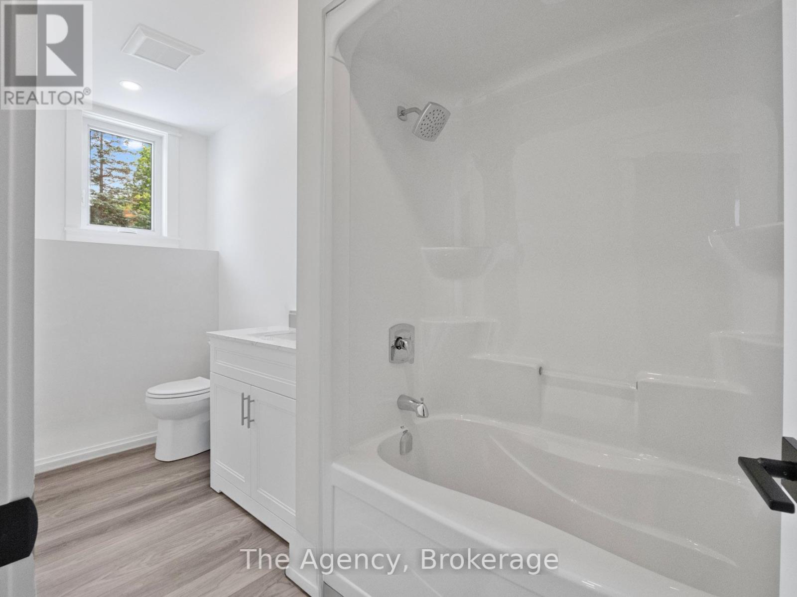 40 Topham Boulevard, Welland, Ontario  L3C 3G2 - Photo 43 - X12308264